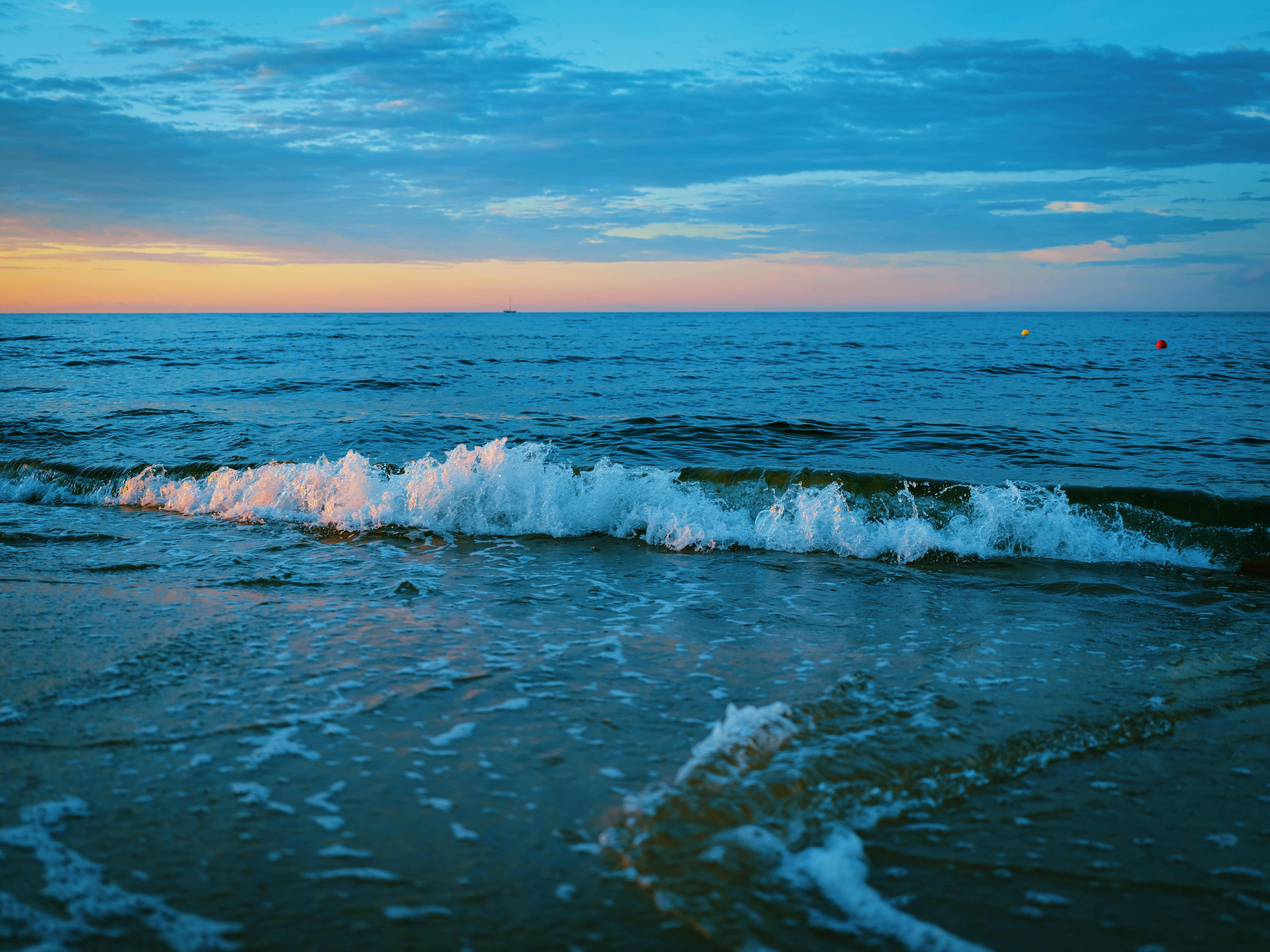 Photo by egorkomarov