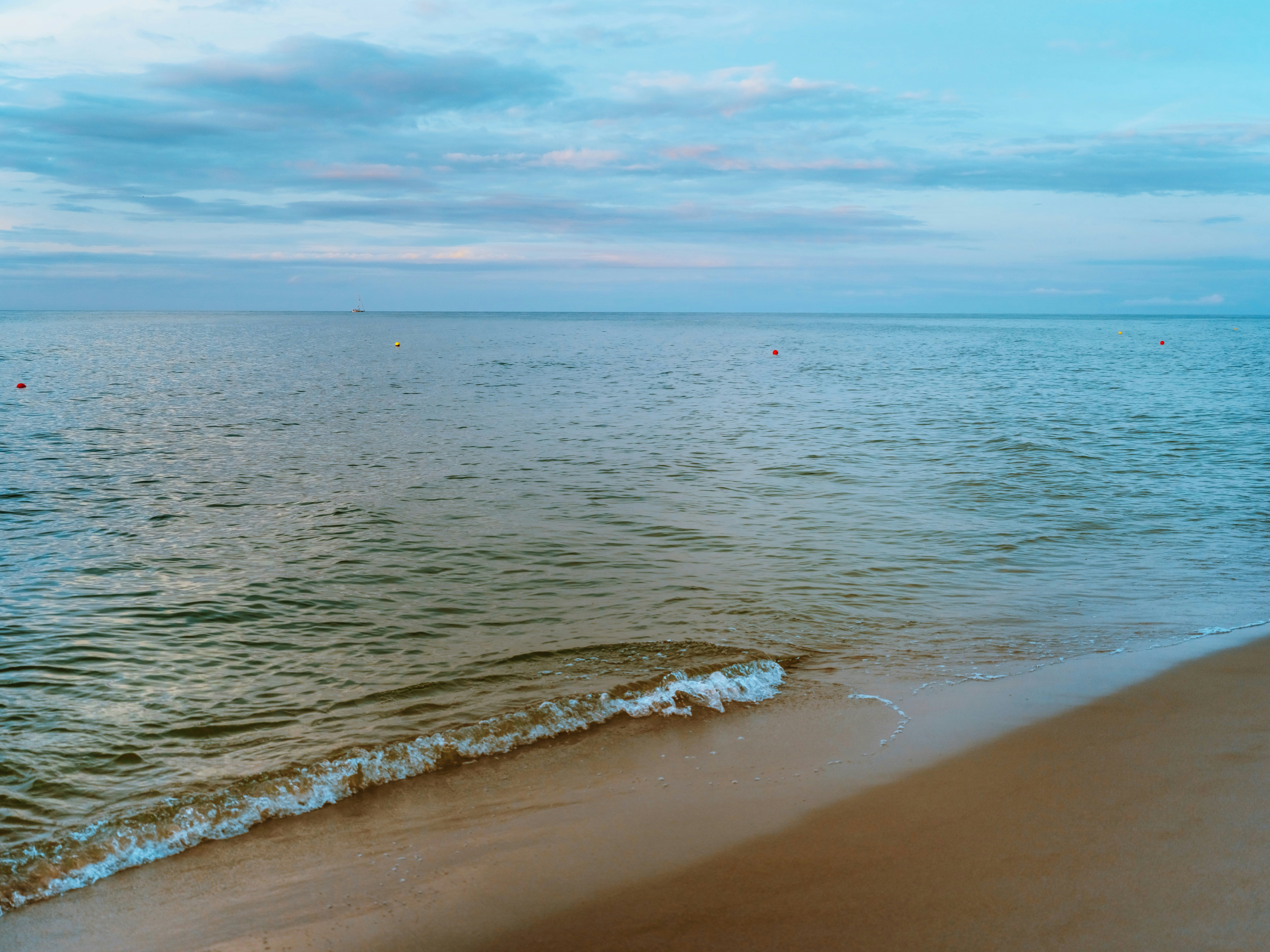 Photo by egorkomarov