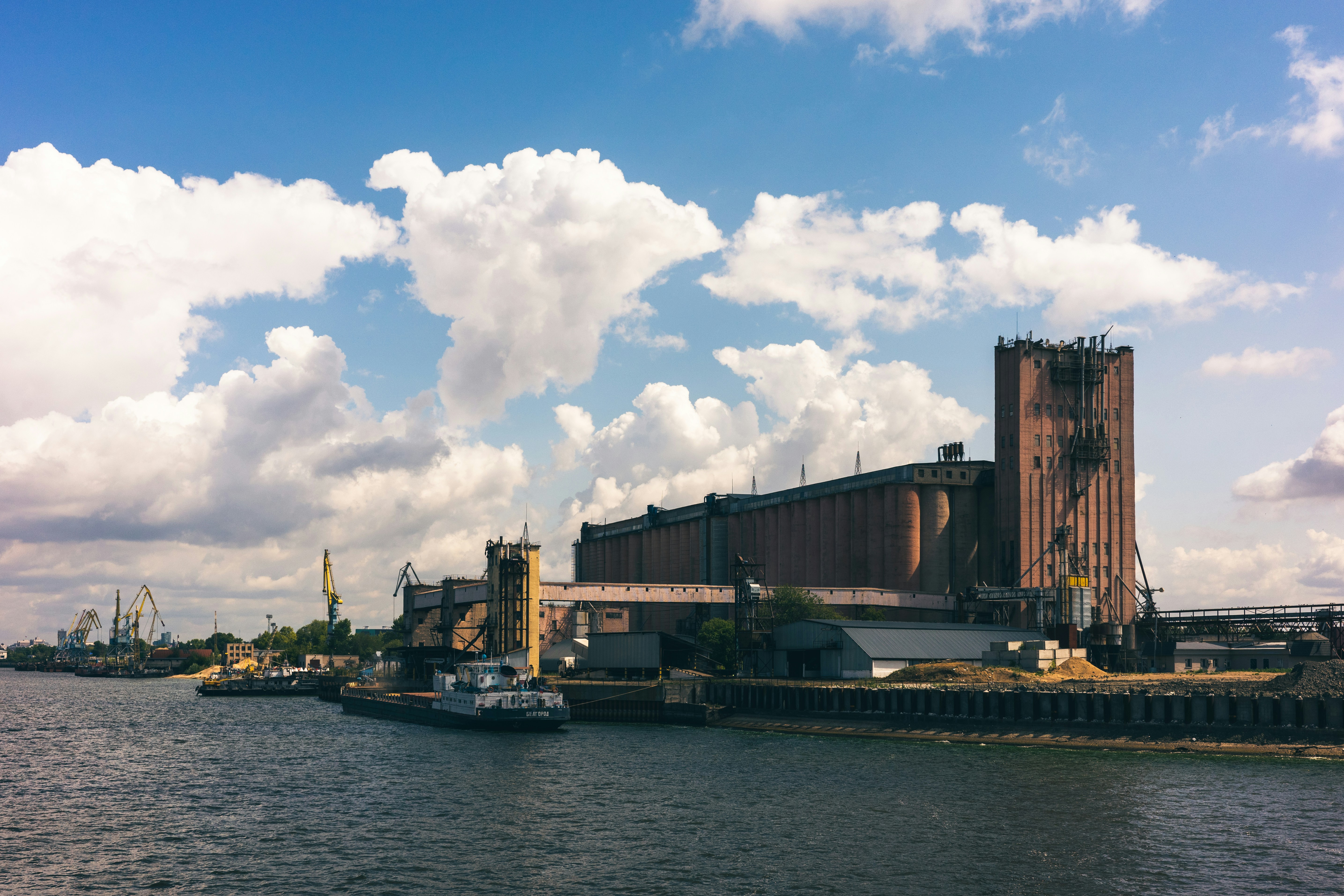 Photo by mirrors_are_more_fun