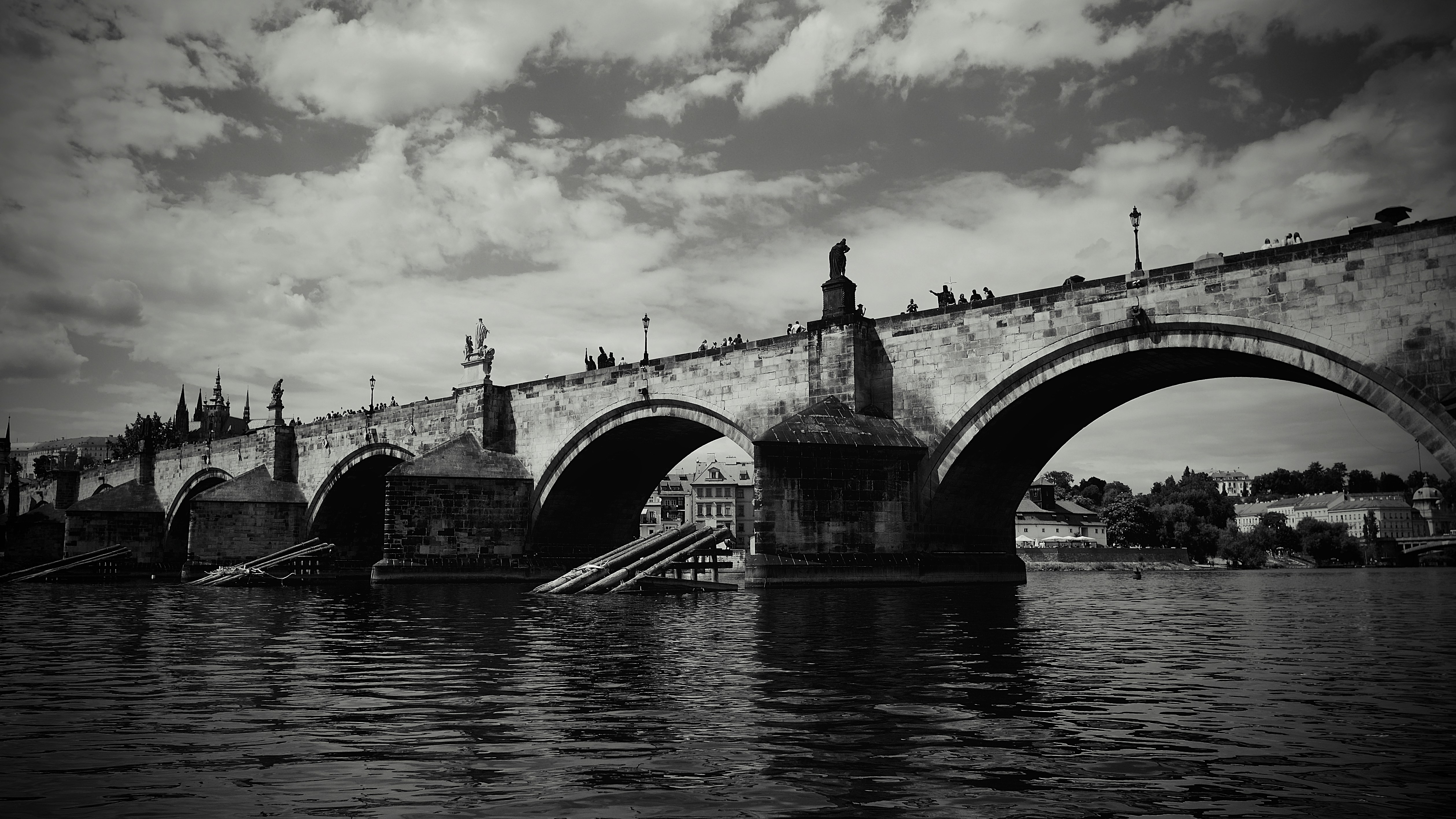 Photo by christiangafenesch