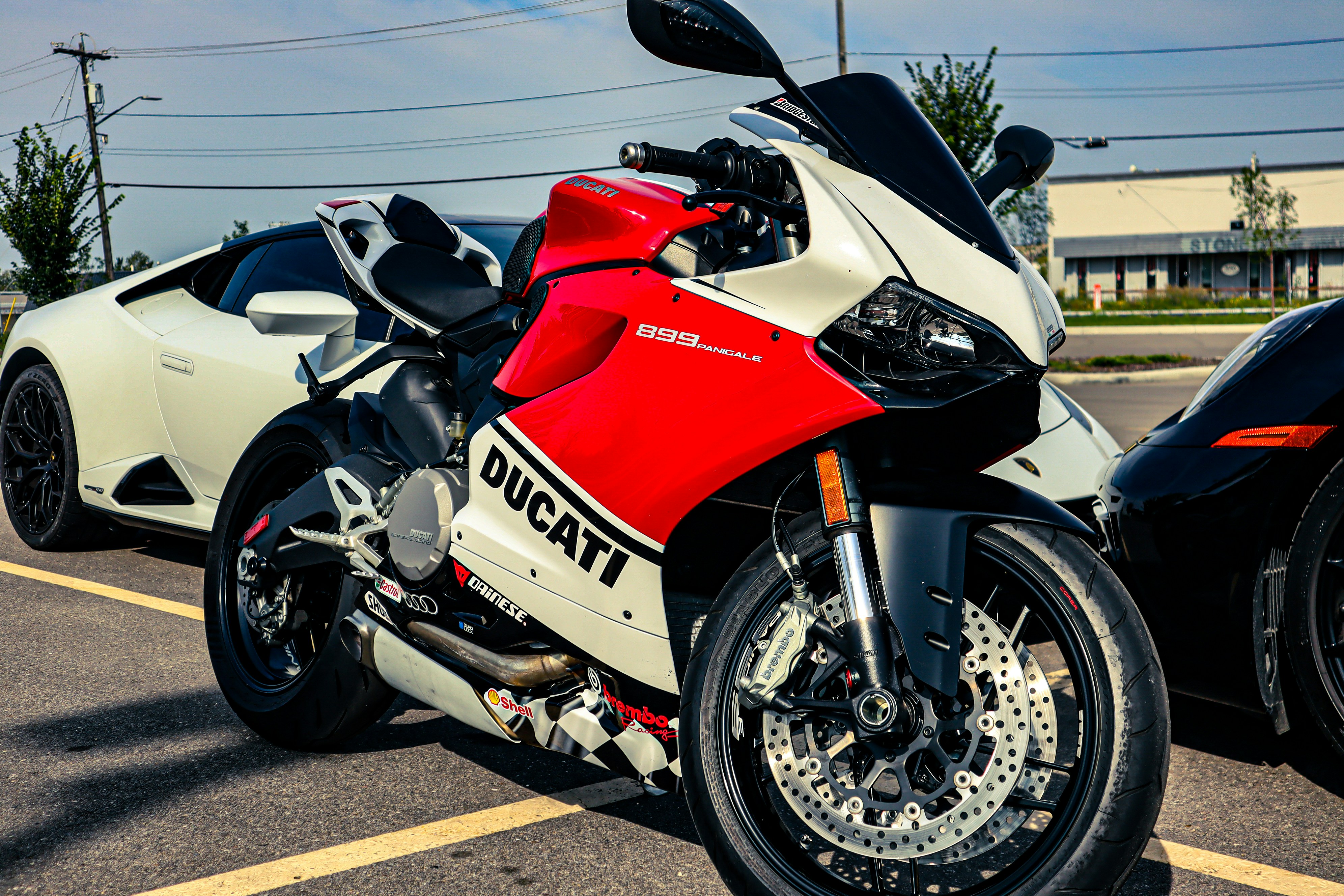 Photo by ronnzymoto