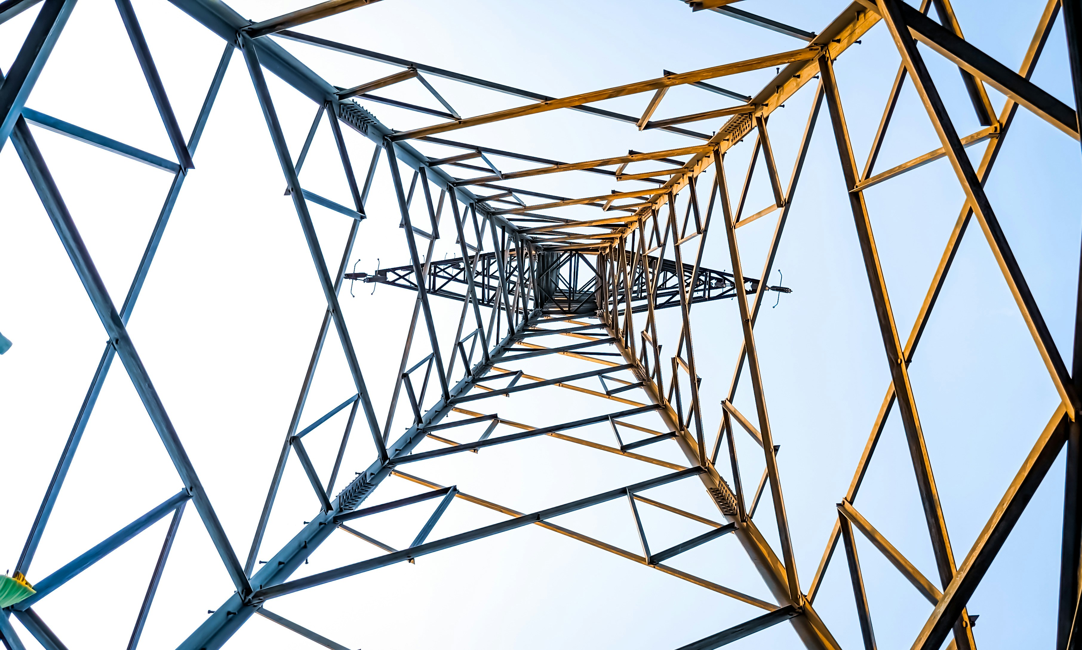 The structure of the high-voltage power pylon viewed from below