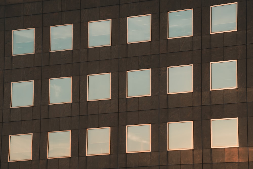 a tall building with lots of windows in it