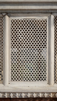 Polished Indian sandstone wall panel showcasing traditional patterns.