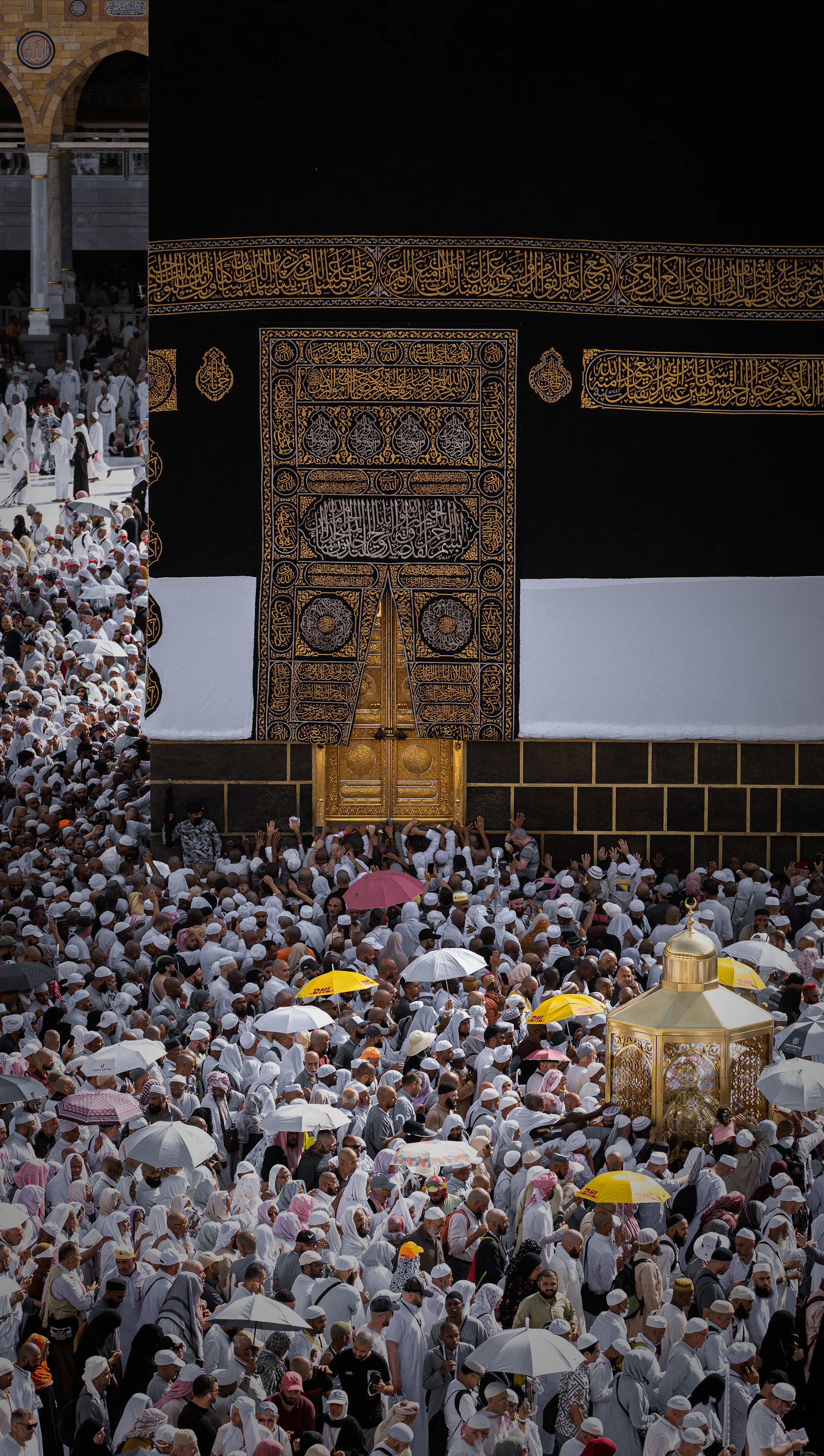 Pilgrims performing Tawaf
