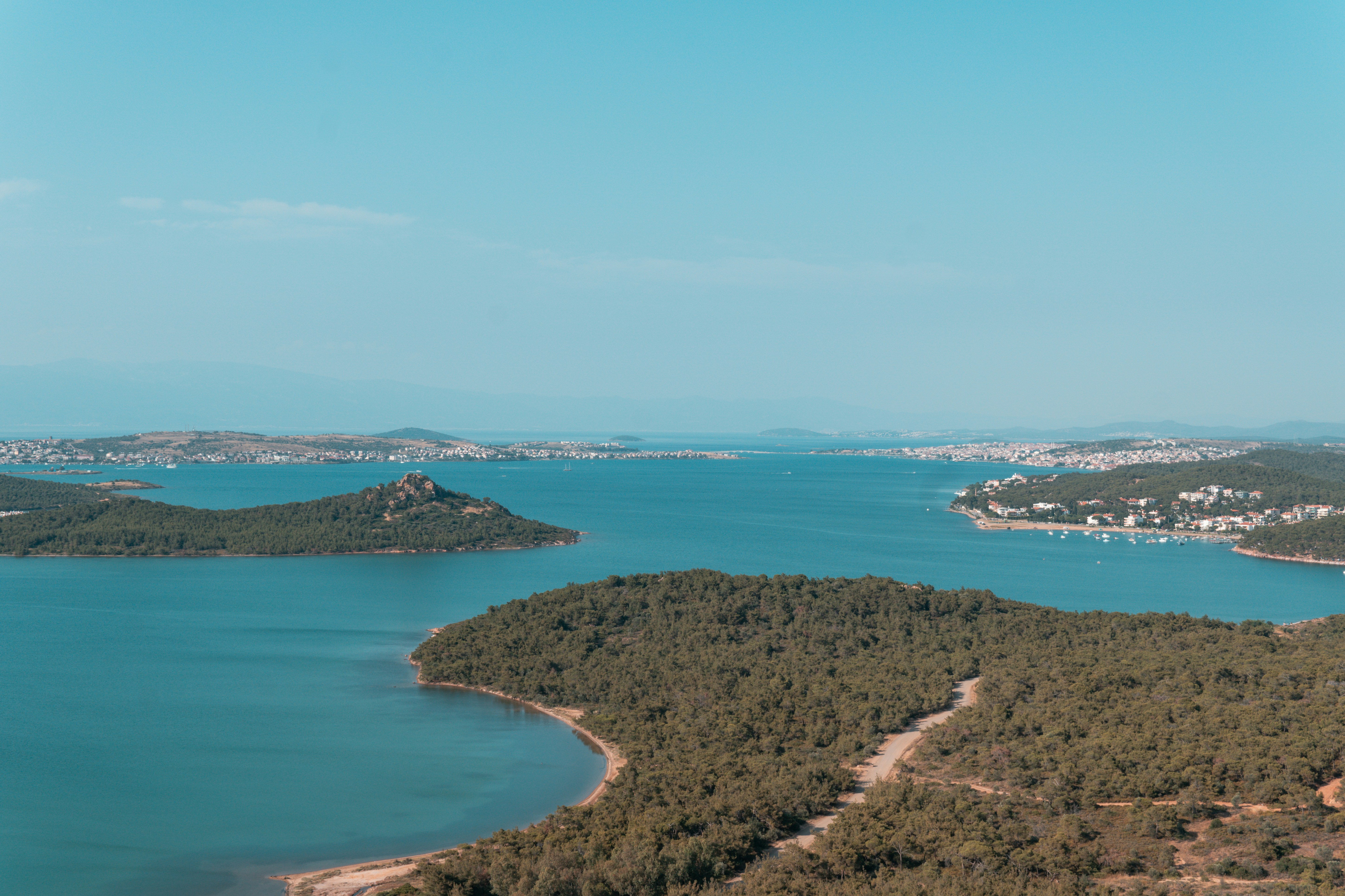 Photo by mertkahveci