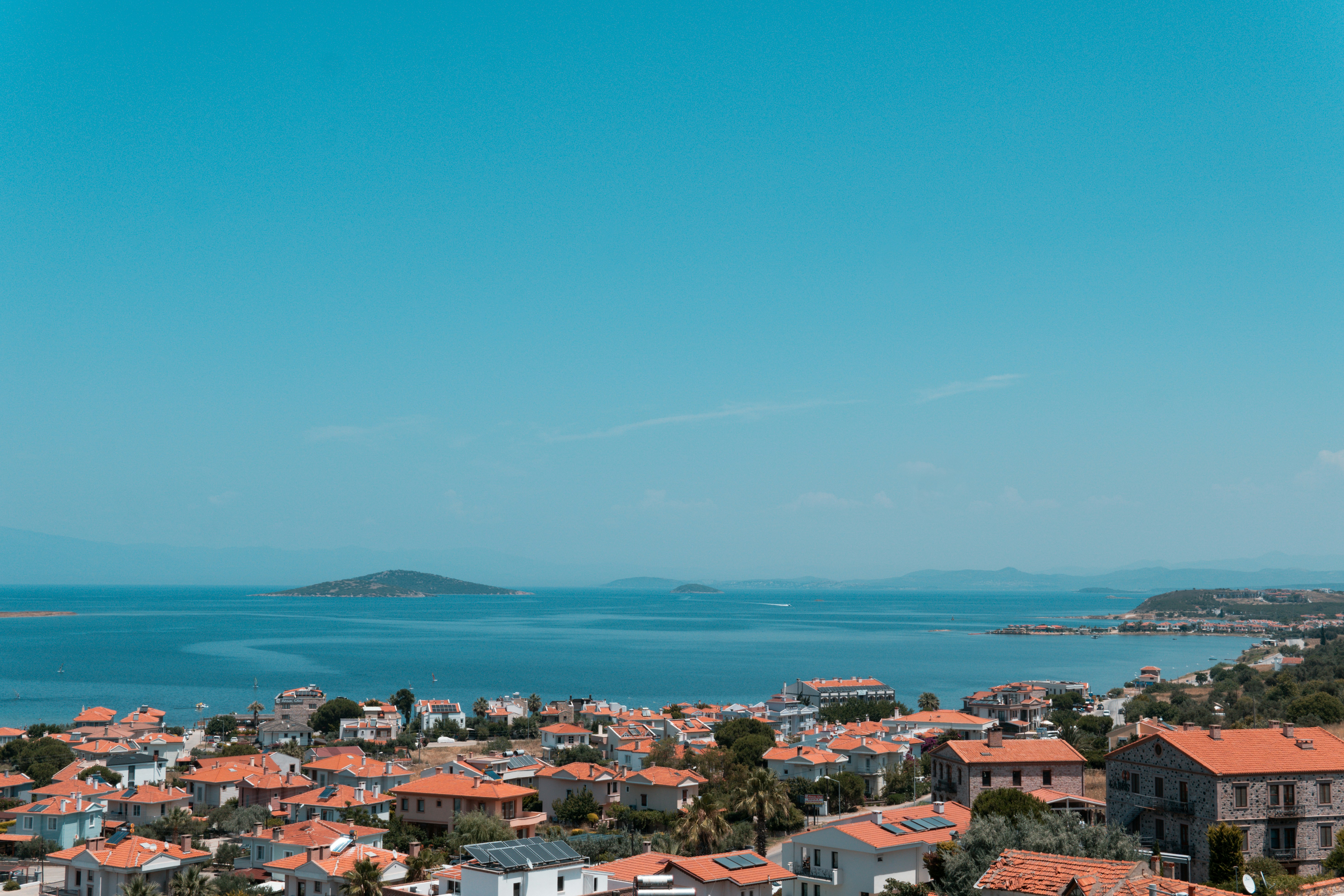 Photo by mertkahveci