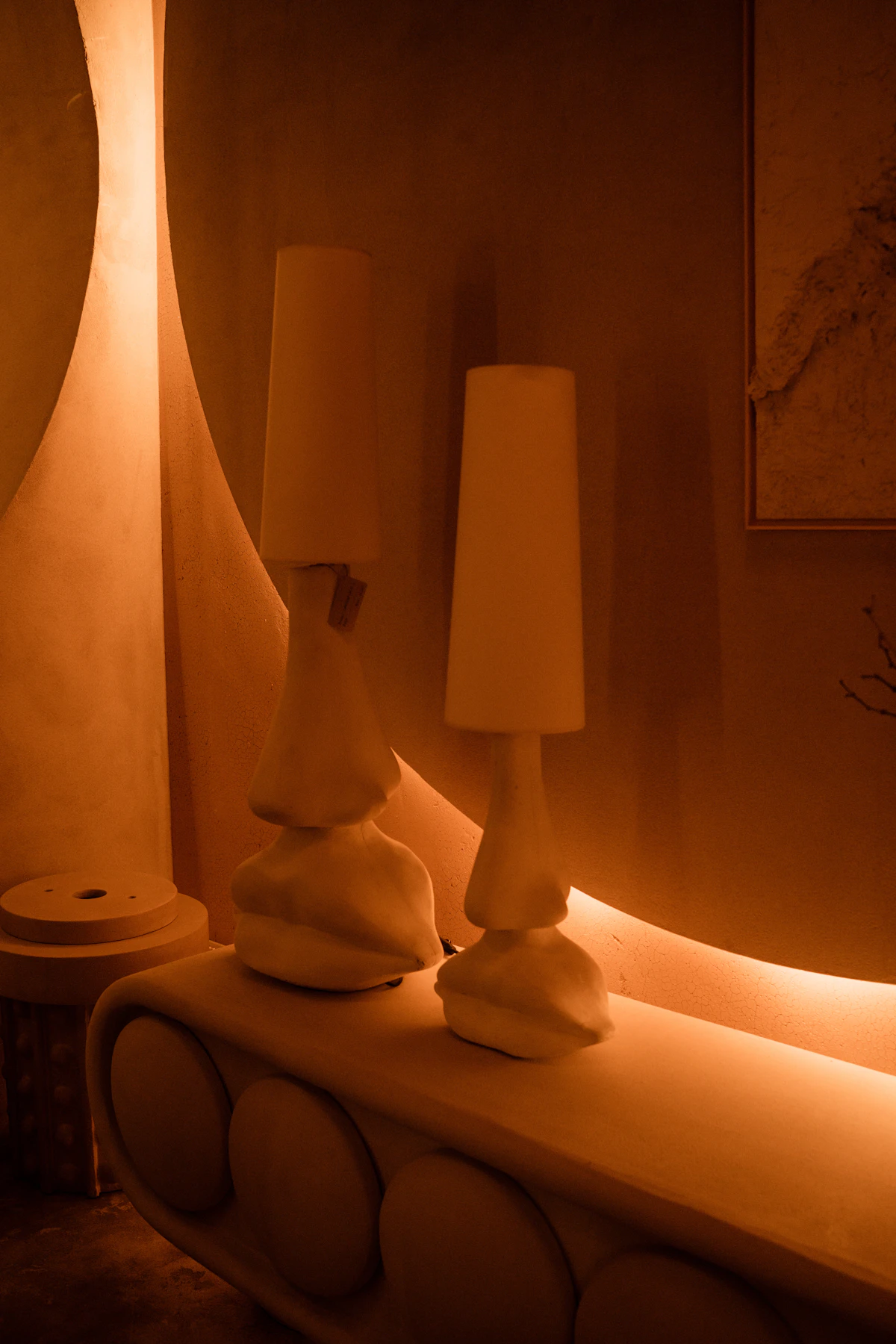 Lampes sculpturales à la lumière chaude