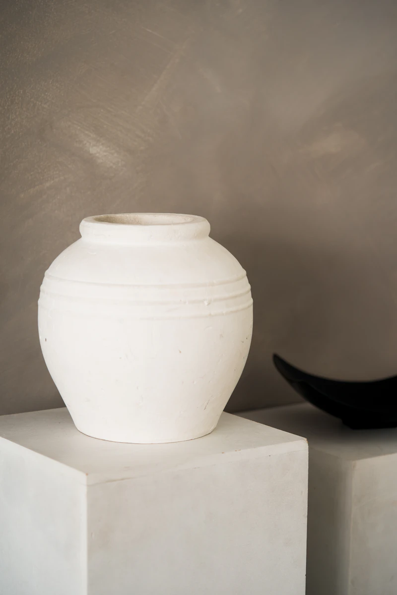 Vase Ivoire texturé — Atelier des Terres