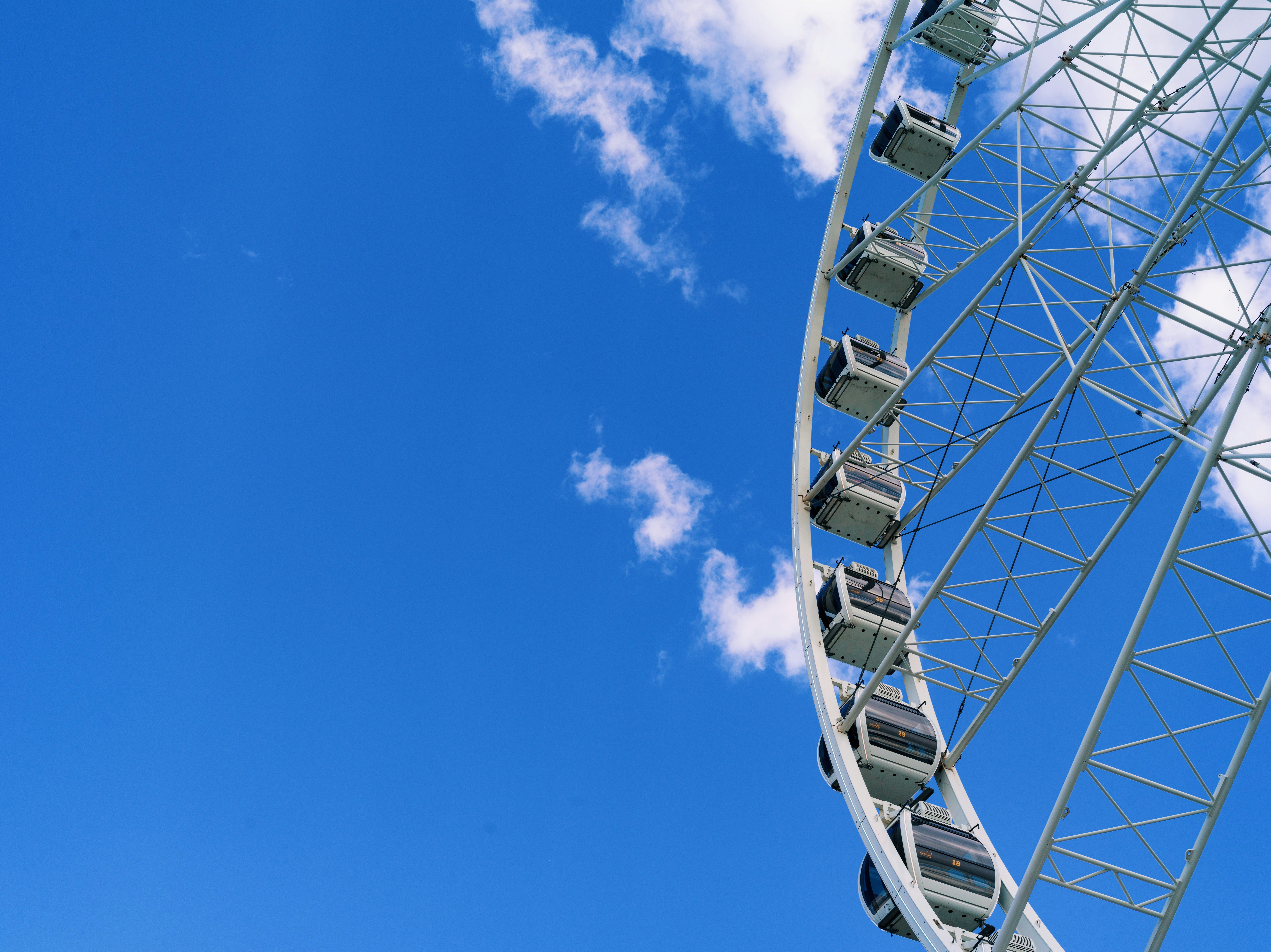 Photo by egorkomarov