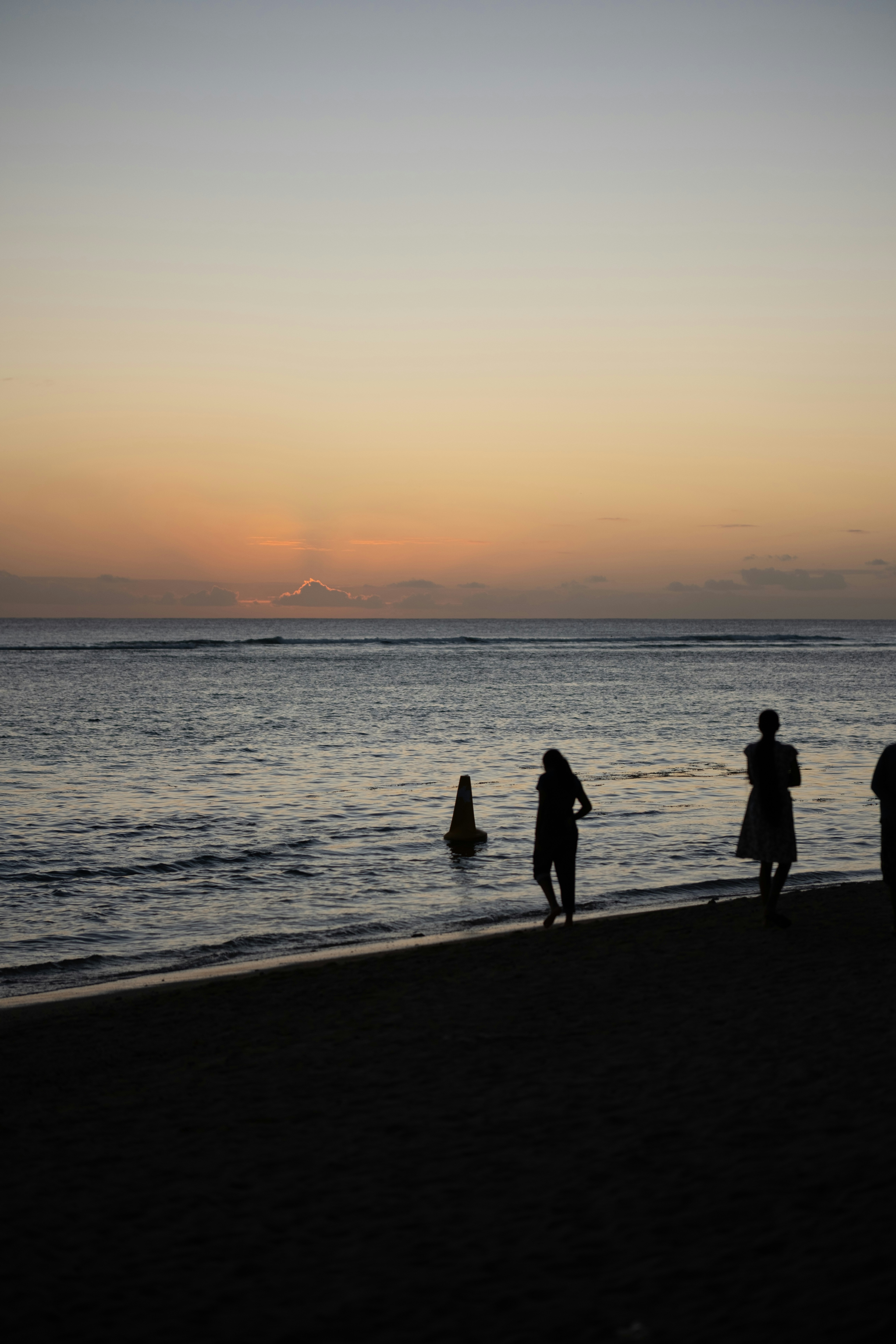 Family enjoying a peaceful Maui beach