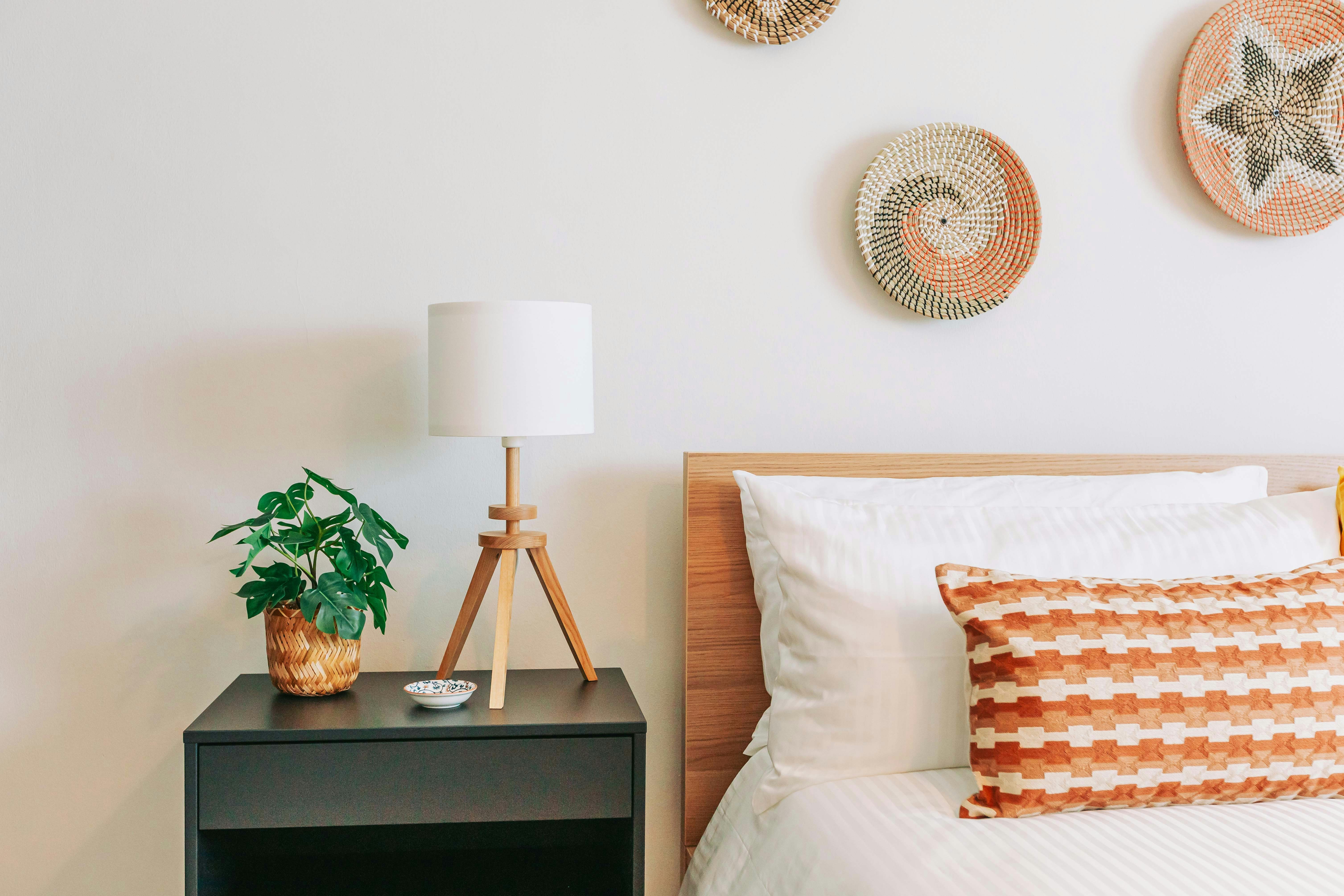 photo-1691762274111-4b15e937c88e?ixid=M3wxMjA3fDB8MXxzZWFyY2h8OTJ8fFBpbGxvd3xlbnwwfHx8fDE3NTQwNTkwODd8MA%5Cu0026ixlib=rb-4.1.0