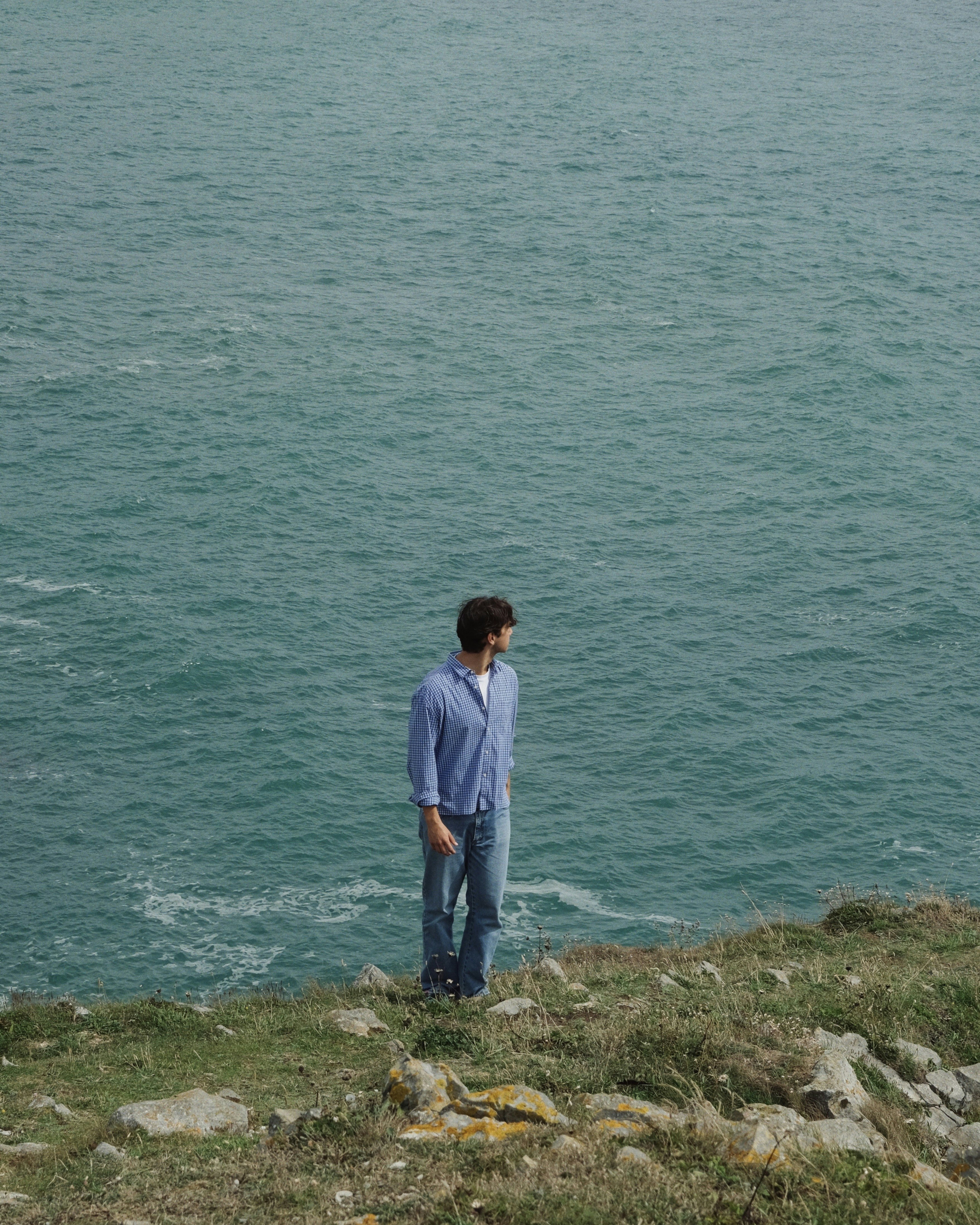 black and white bed linen