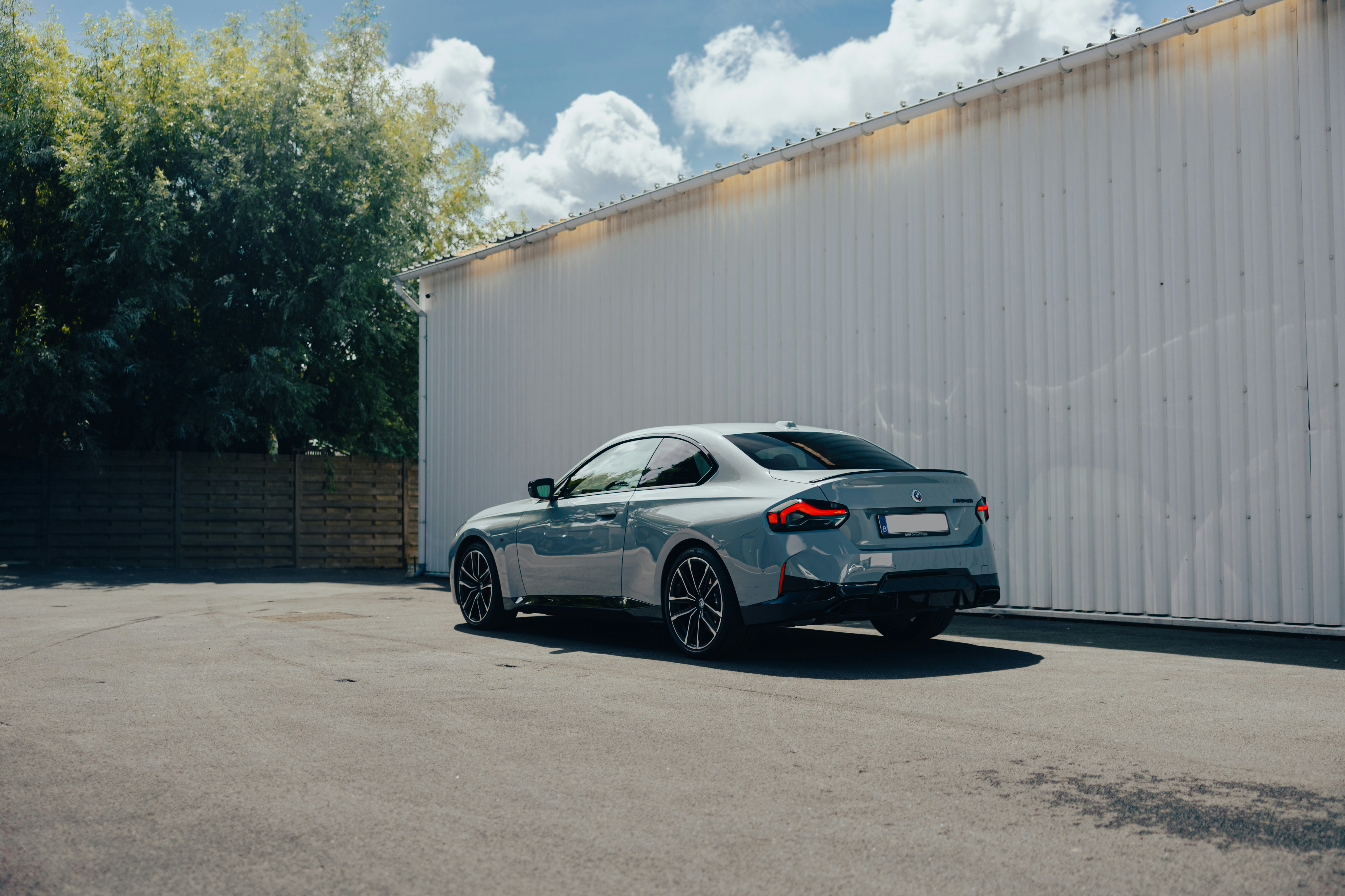 Photo by lorenzohamers