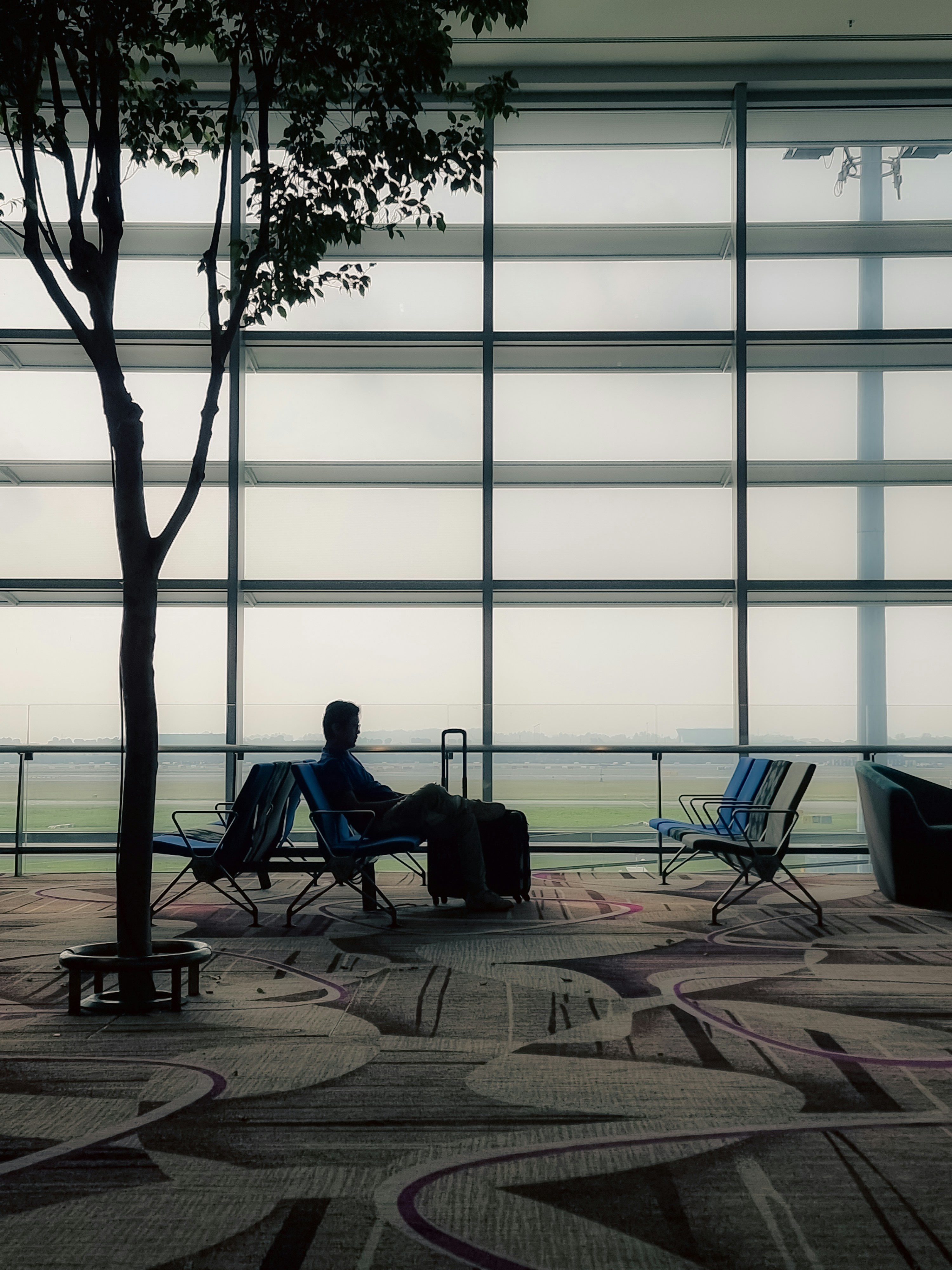 7 Ways to Overcome Jet Lag: Tips for Adjusting Quickly to a New Time Zone