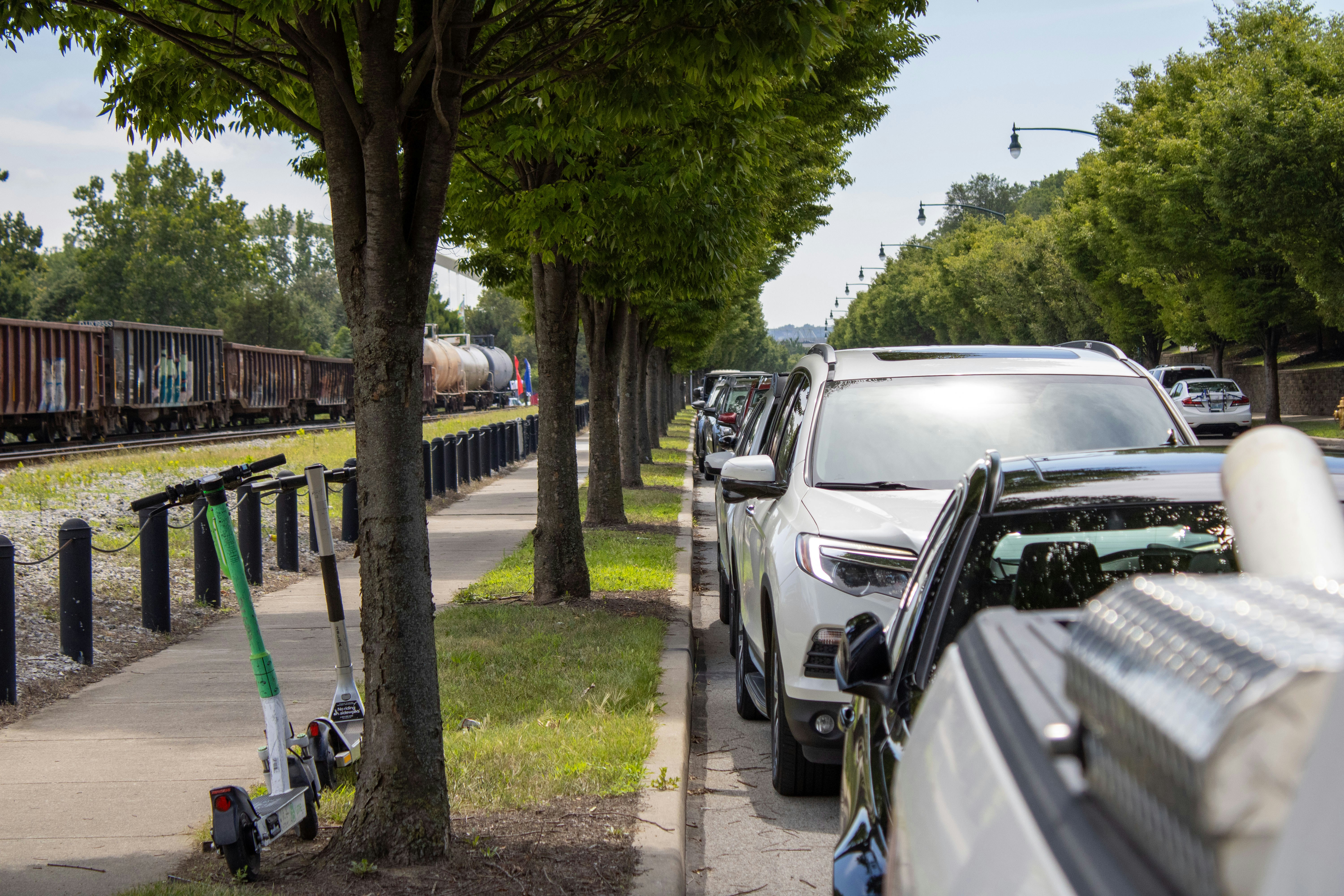 Ohio's EV Revolution: Over 200 New Chargers Fueled by NEVI and Private Investment