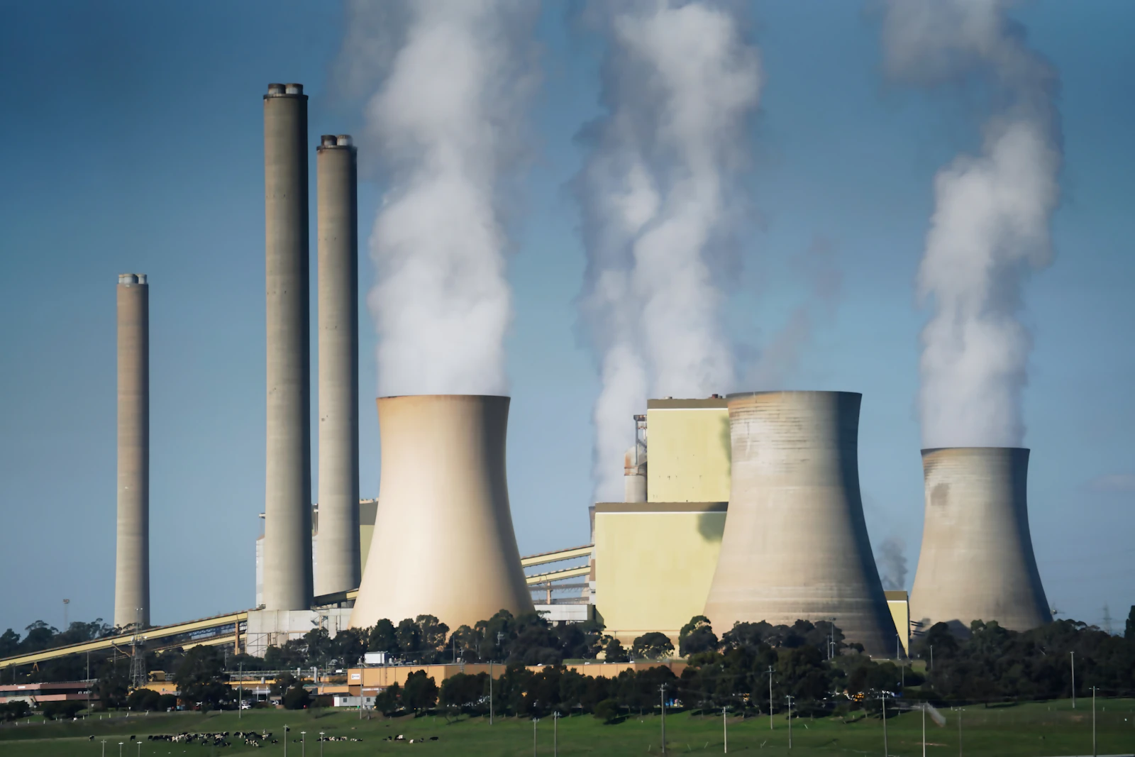 Power plant infrastructure illustrating dispatchable power capacity.