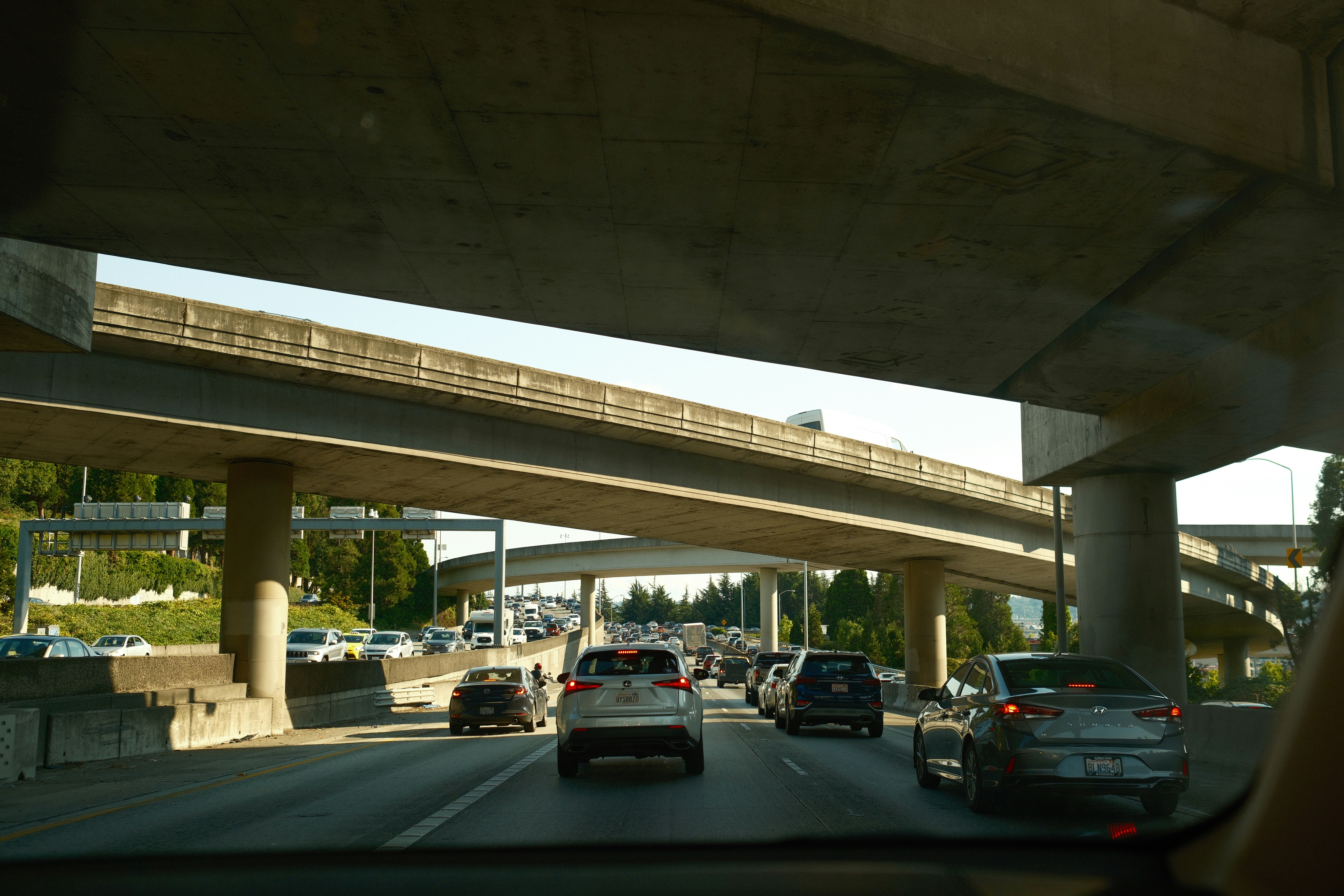 Friday Morning Constitutional: Court Blocks Immigrant License Rule