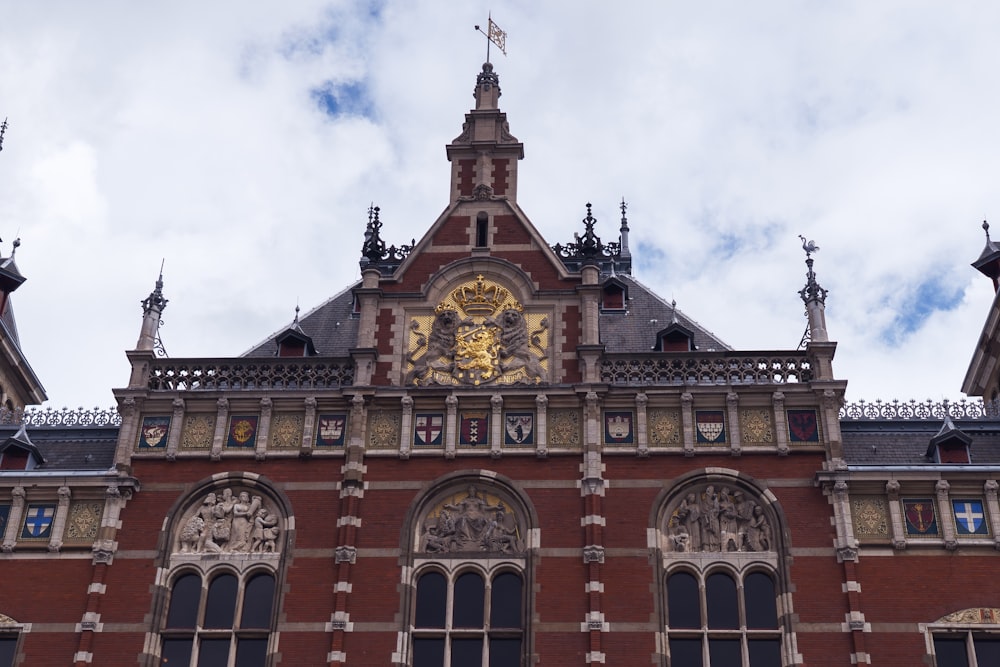 a large building with a clock on the front of it