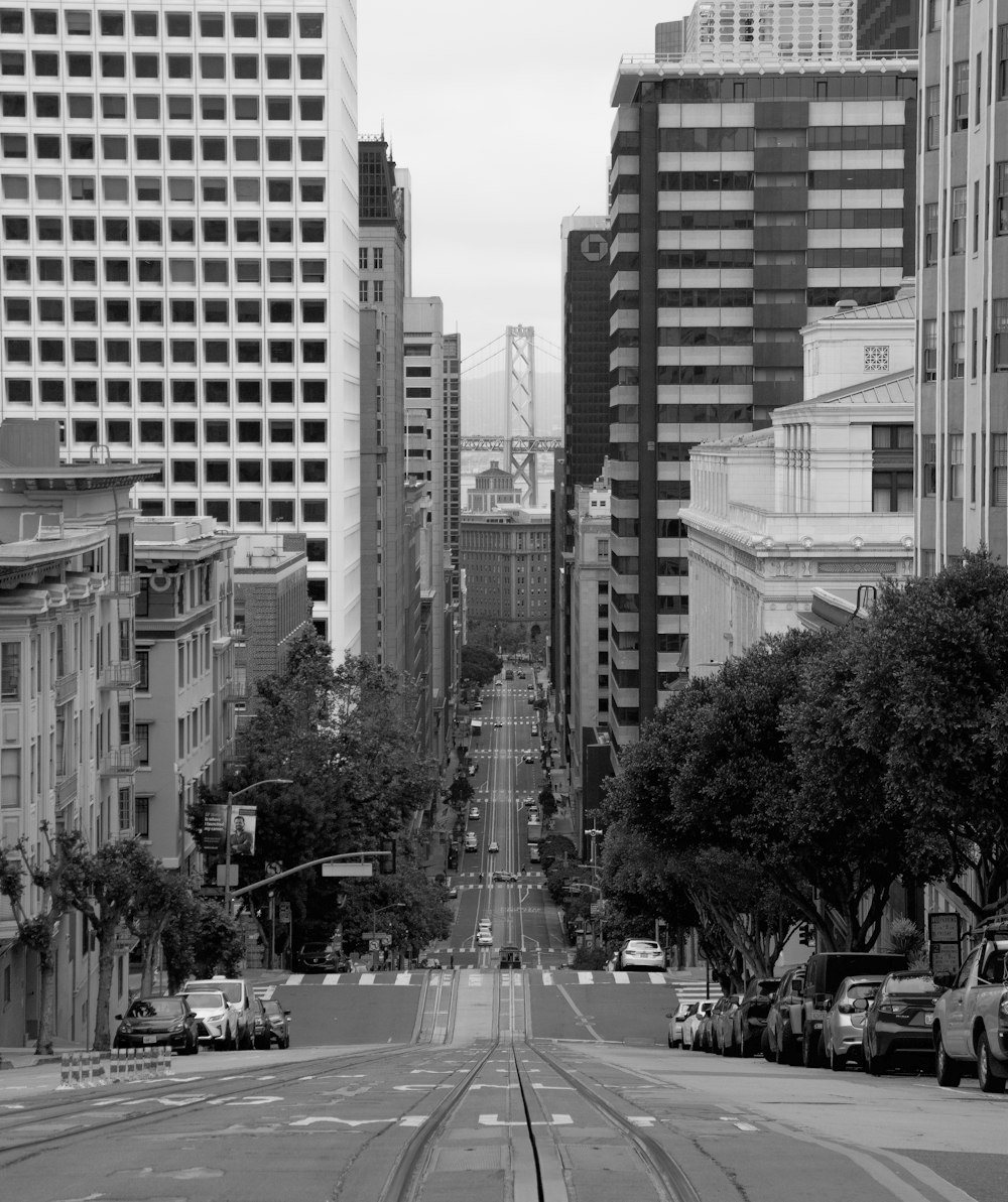 a black and white photo of a city street