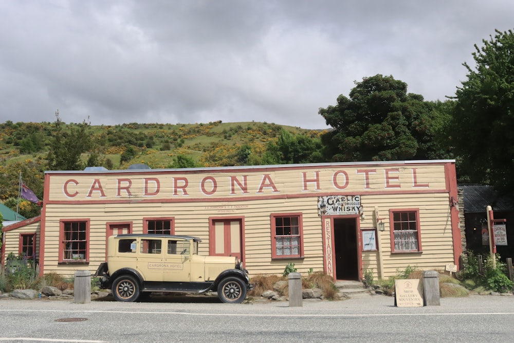 a car parked in front of a building