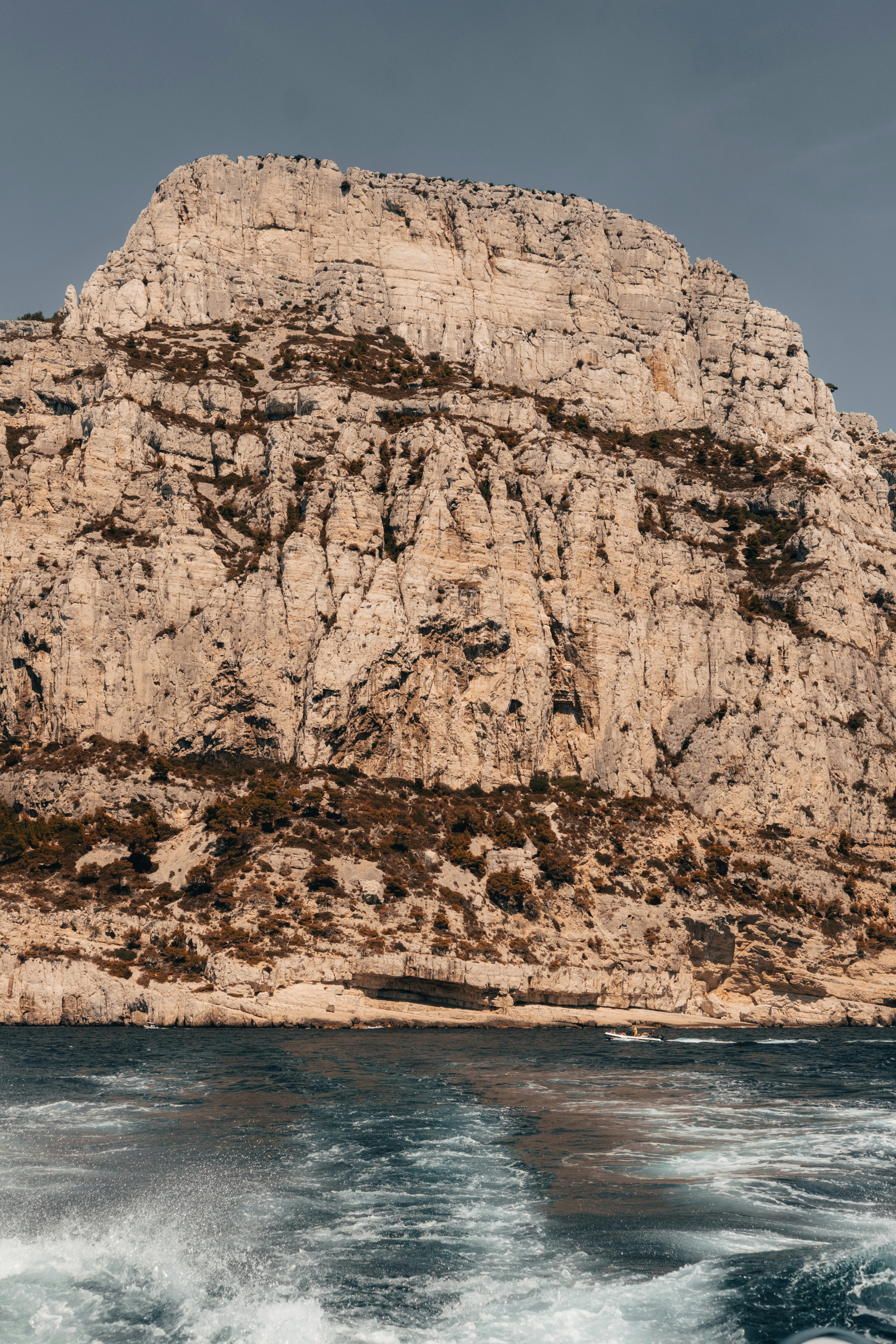 Photo by k_sariwating