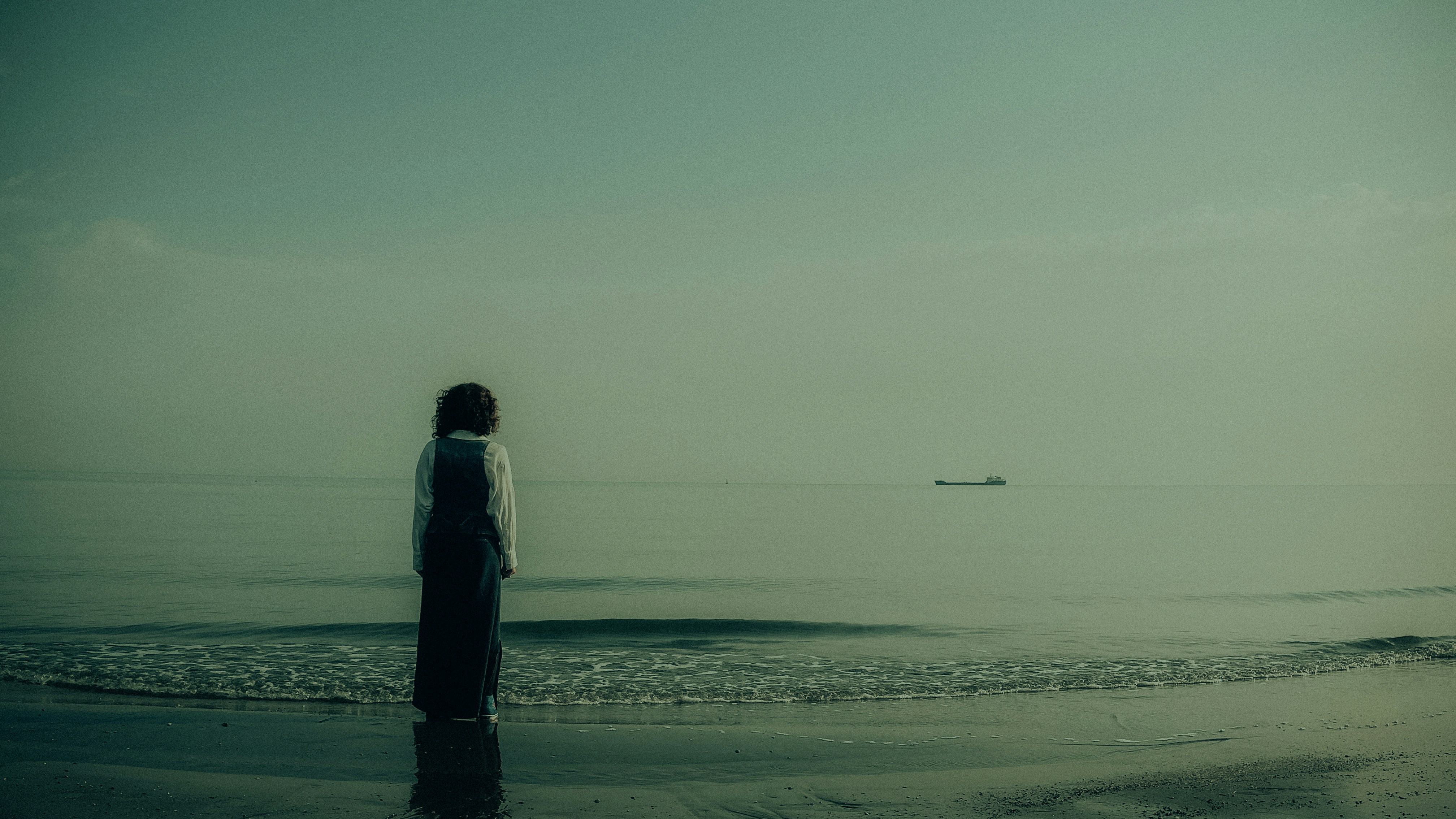 Photo by amirkiannii