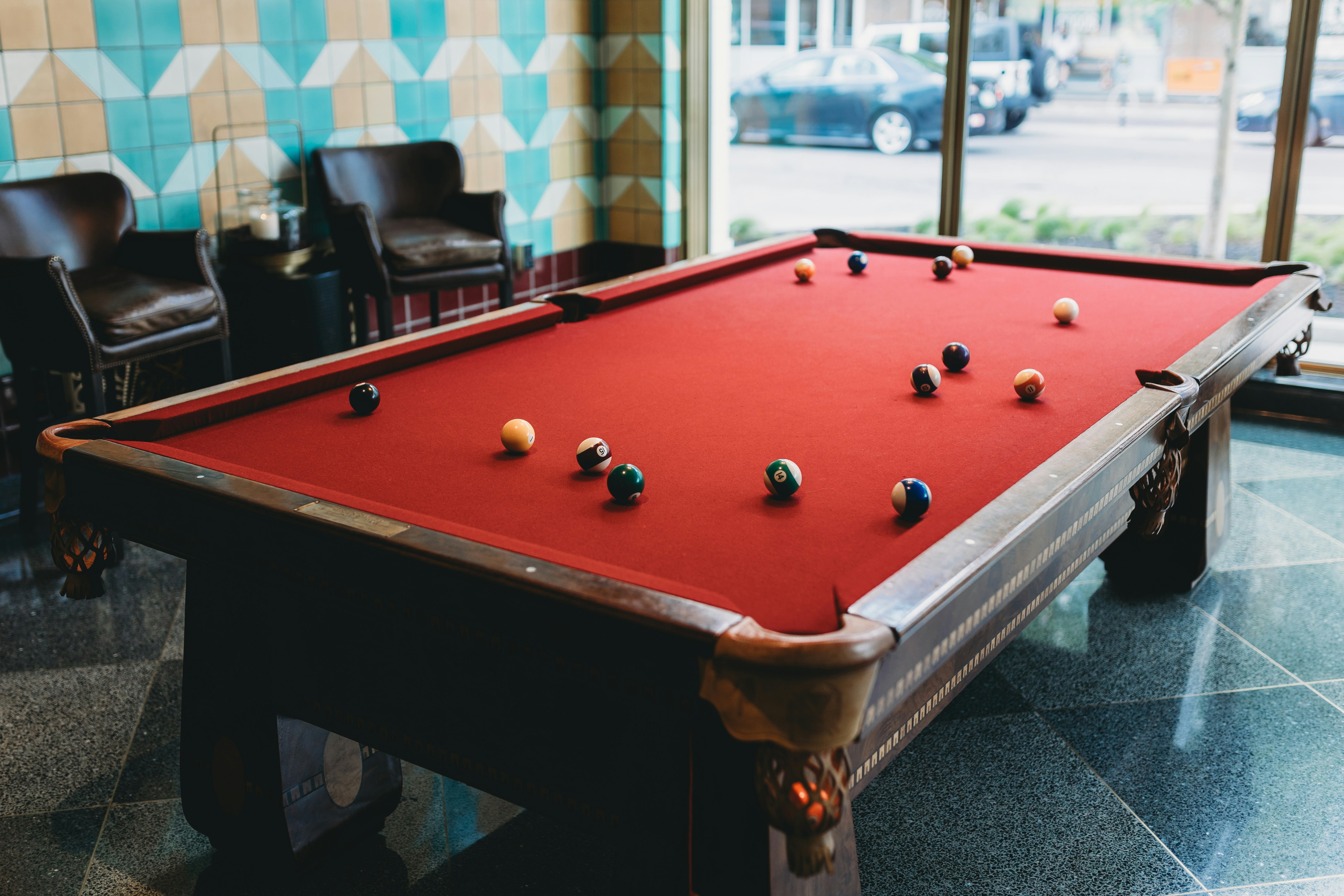 Panduan Bermain Biliar di Red Ball Billiard Cikarang