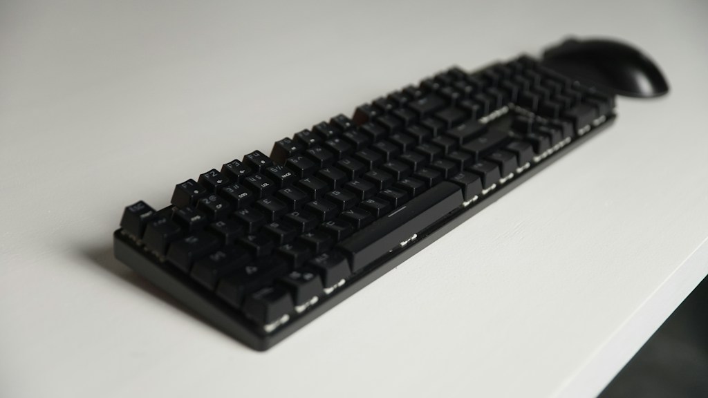 Wireless Compact Keyboard