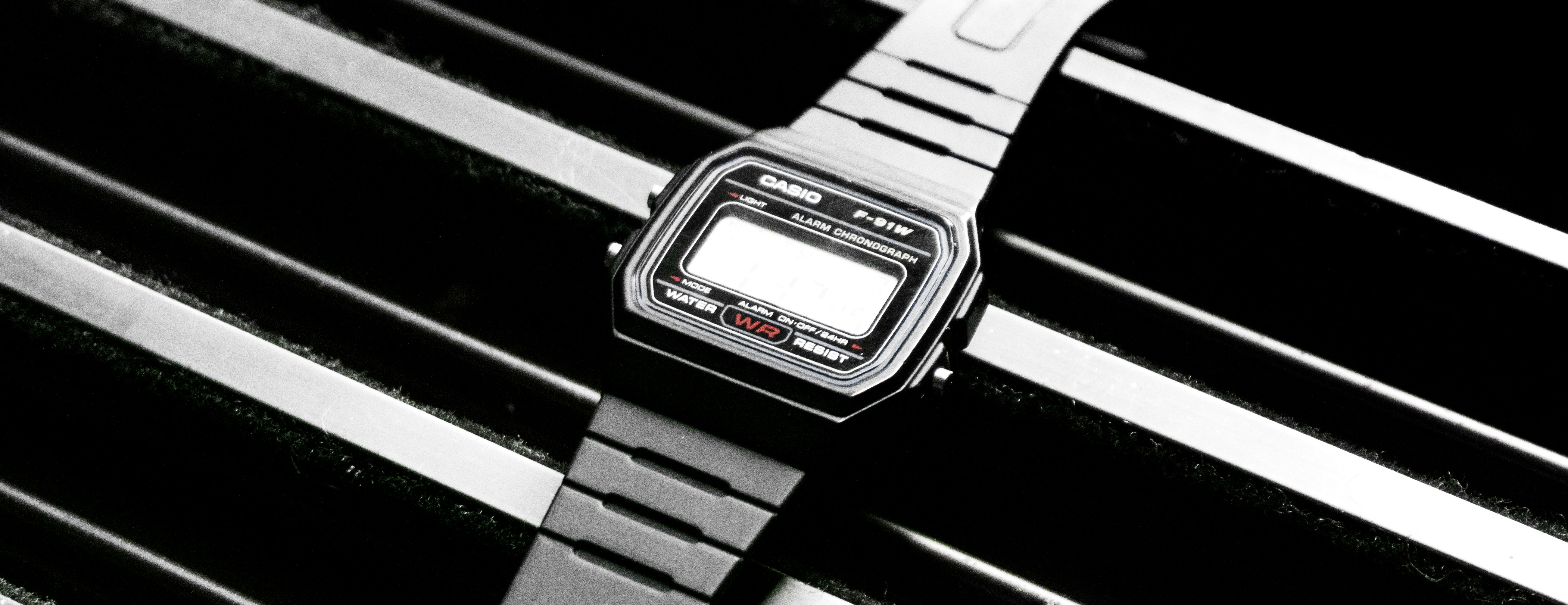 Jam Tangan Klasik