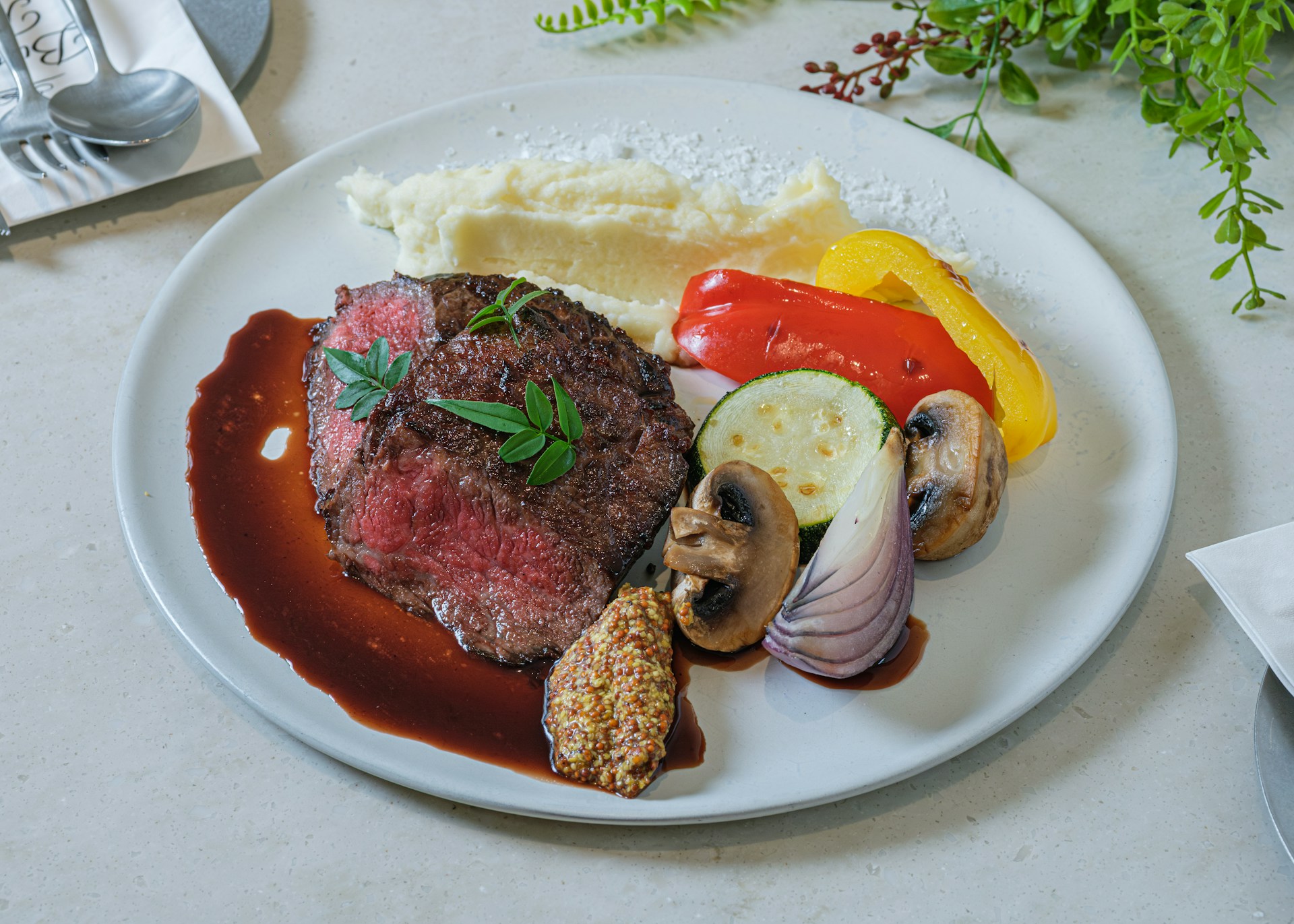 gray computer monitor