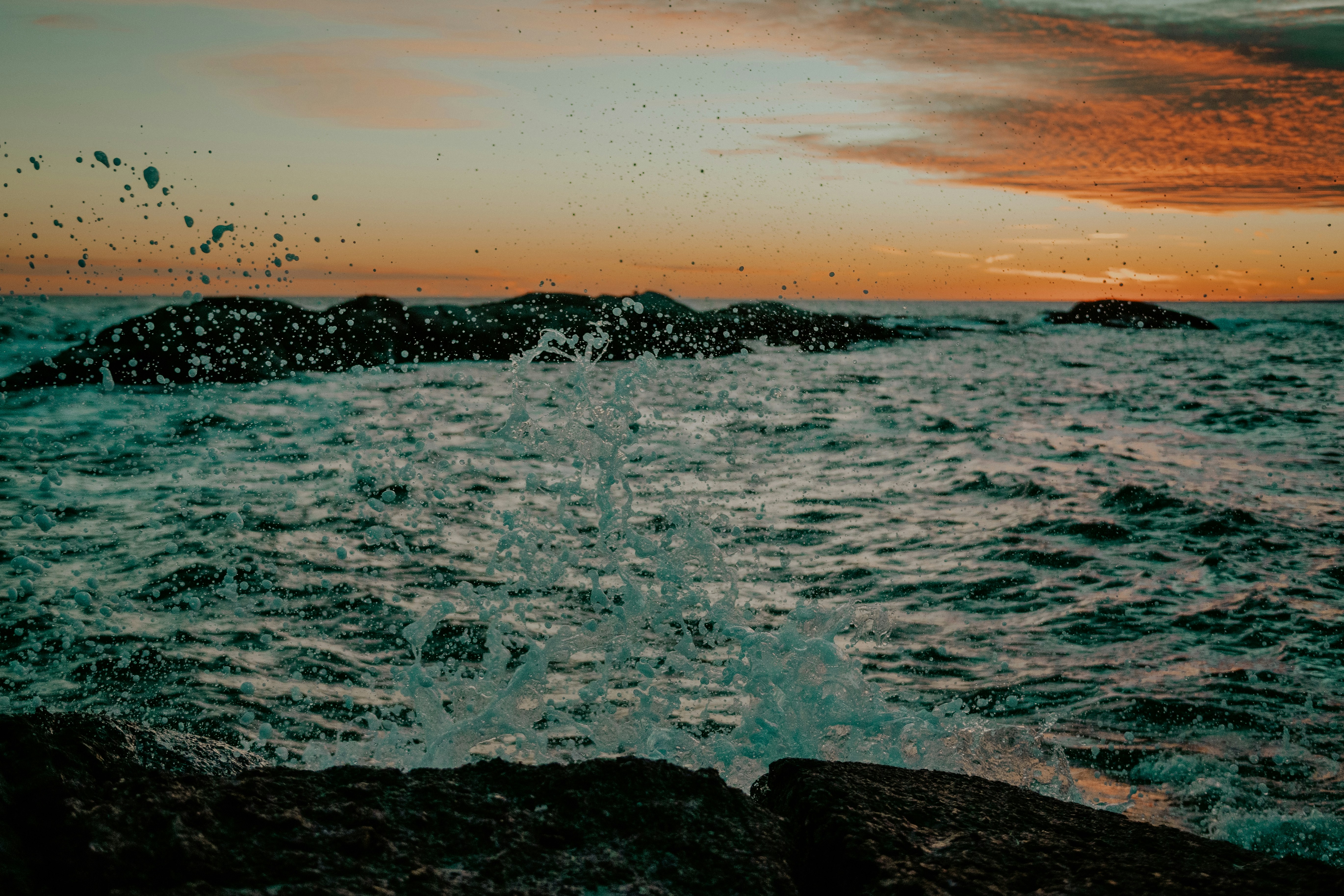 Photo by asherhansow