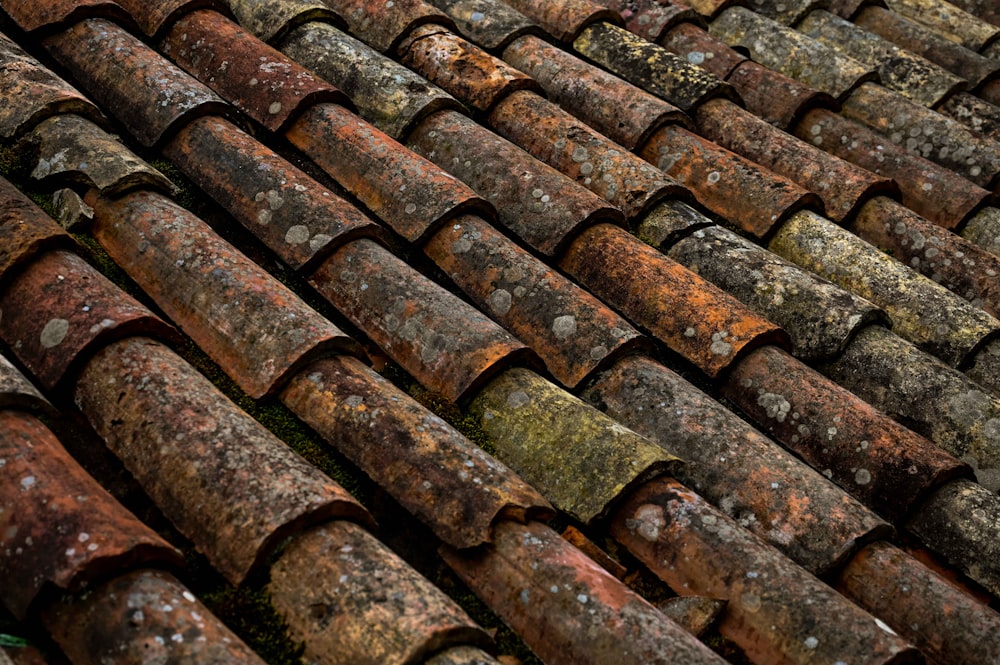 a large amount of rusted roof tiles