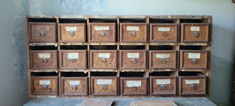 a bunch of wooden boxes sitting on top of a table