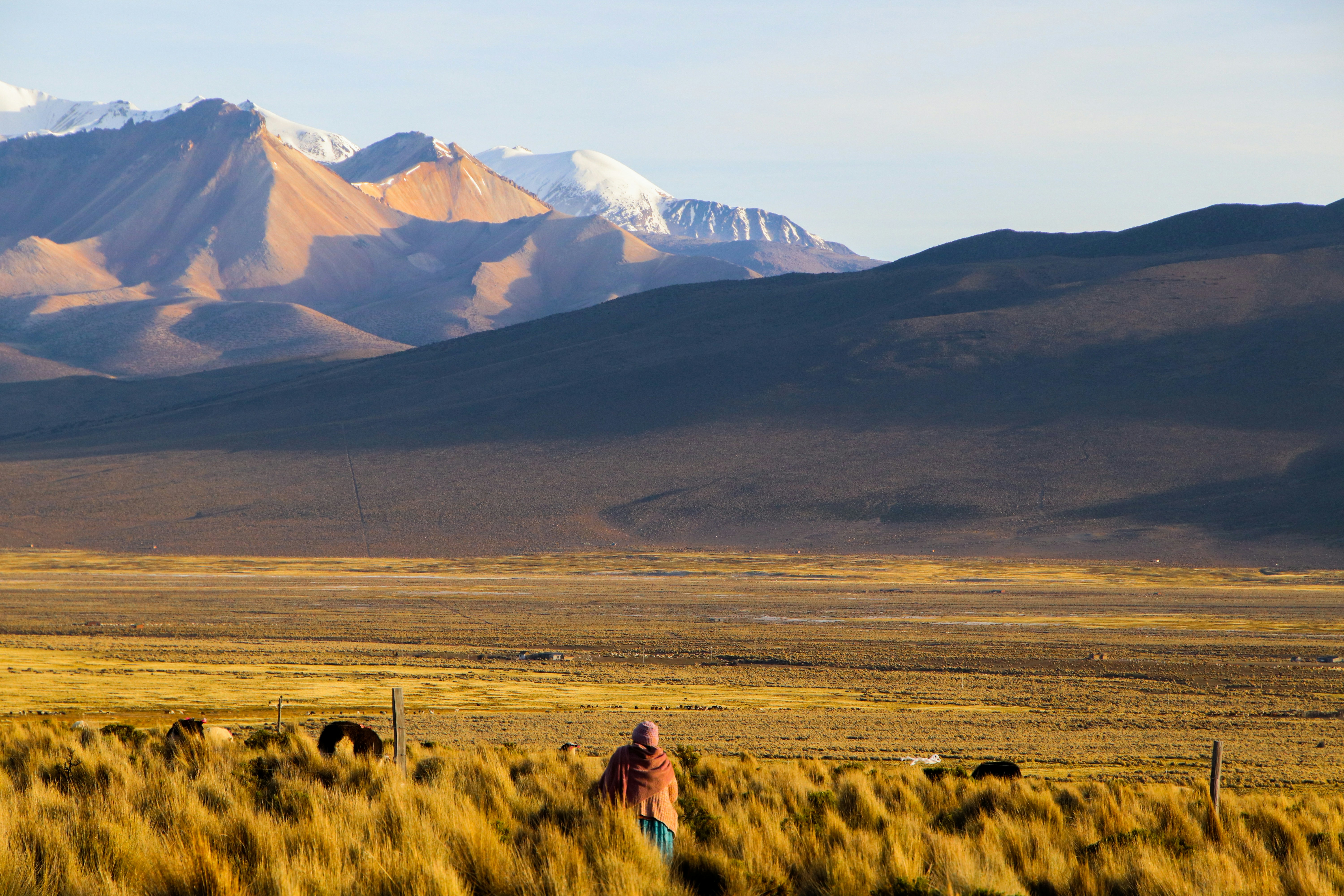 Stay online in the Bolivia with a prepaid eSIM from eSIMlii. Instant activation, no roaming charges, and reliable coverage.