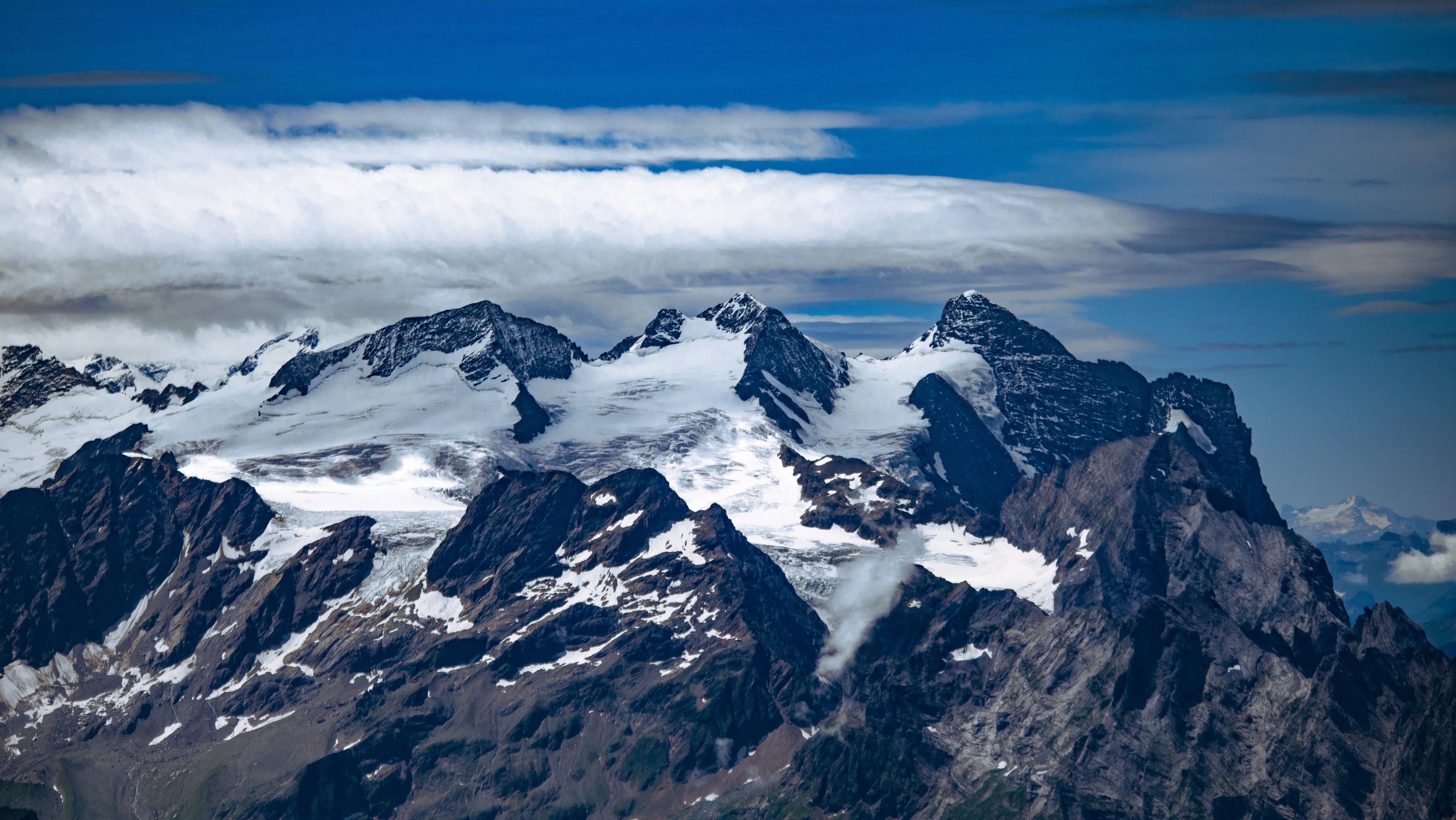 Photo by poli_graphy