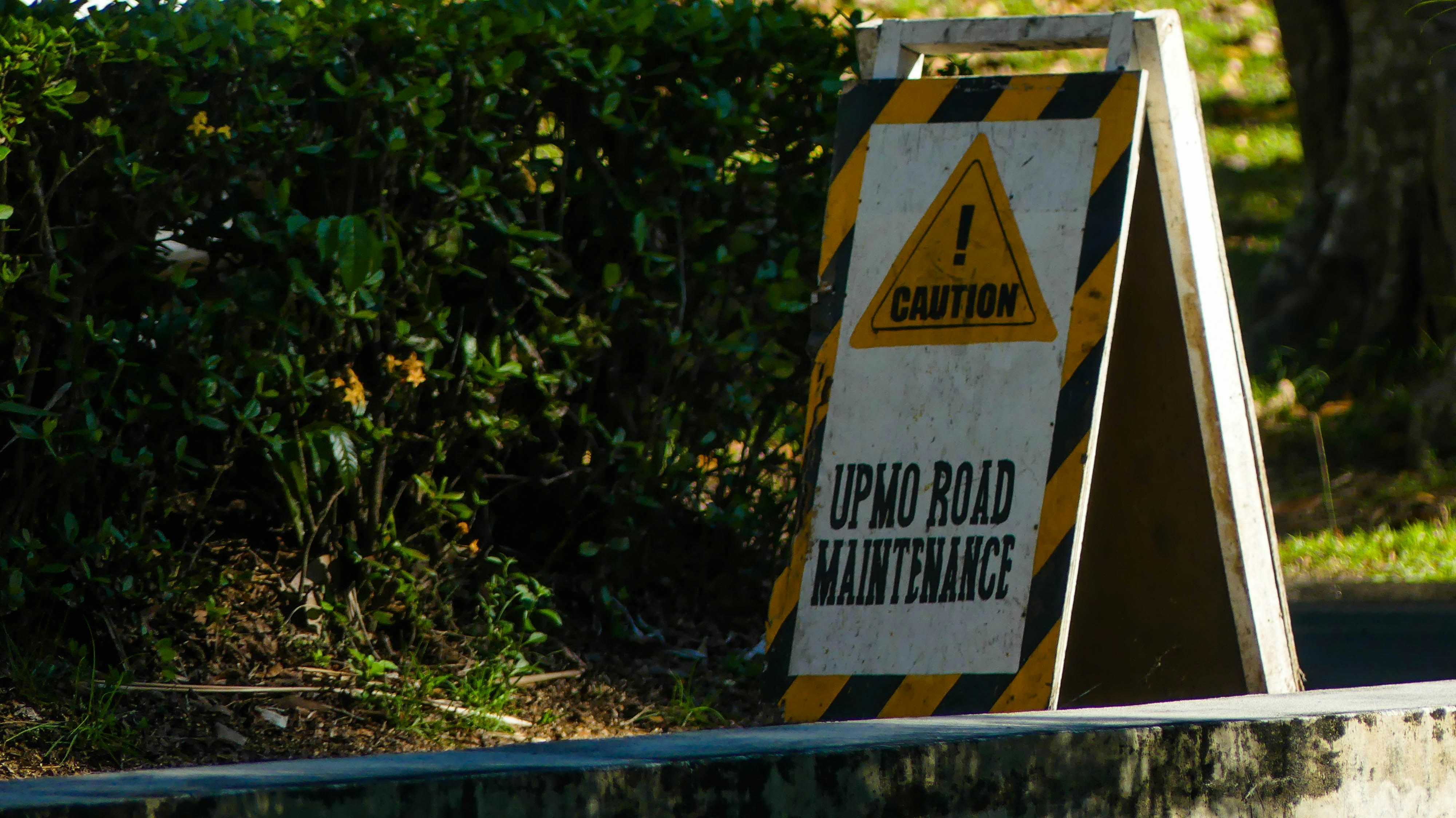 caution road sign warning of dangerous conditions ahead - semi accident lawyers