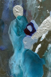 Abstract oil artwork inspired by shifting moods and sensations.