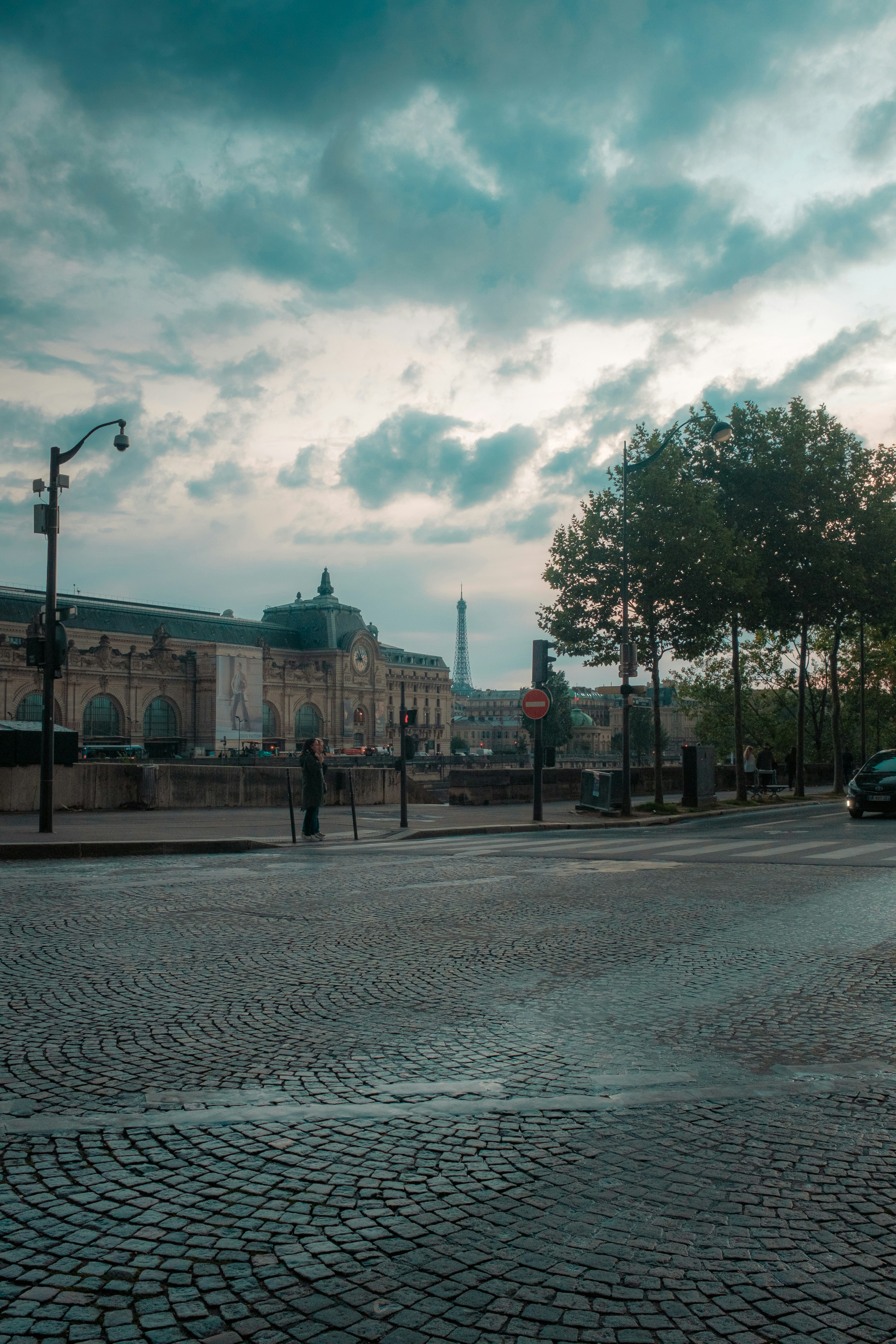 Photo by valentinlacoste