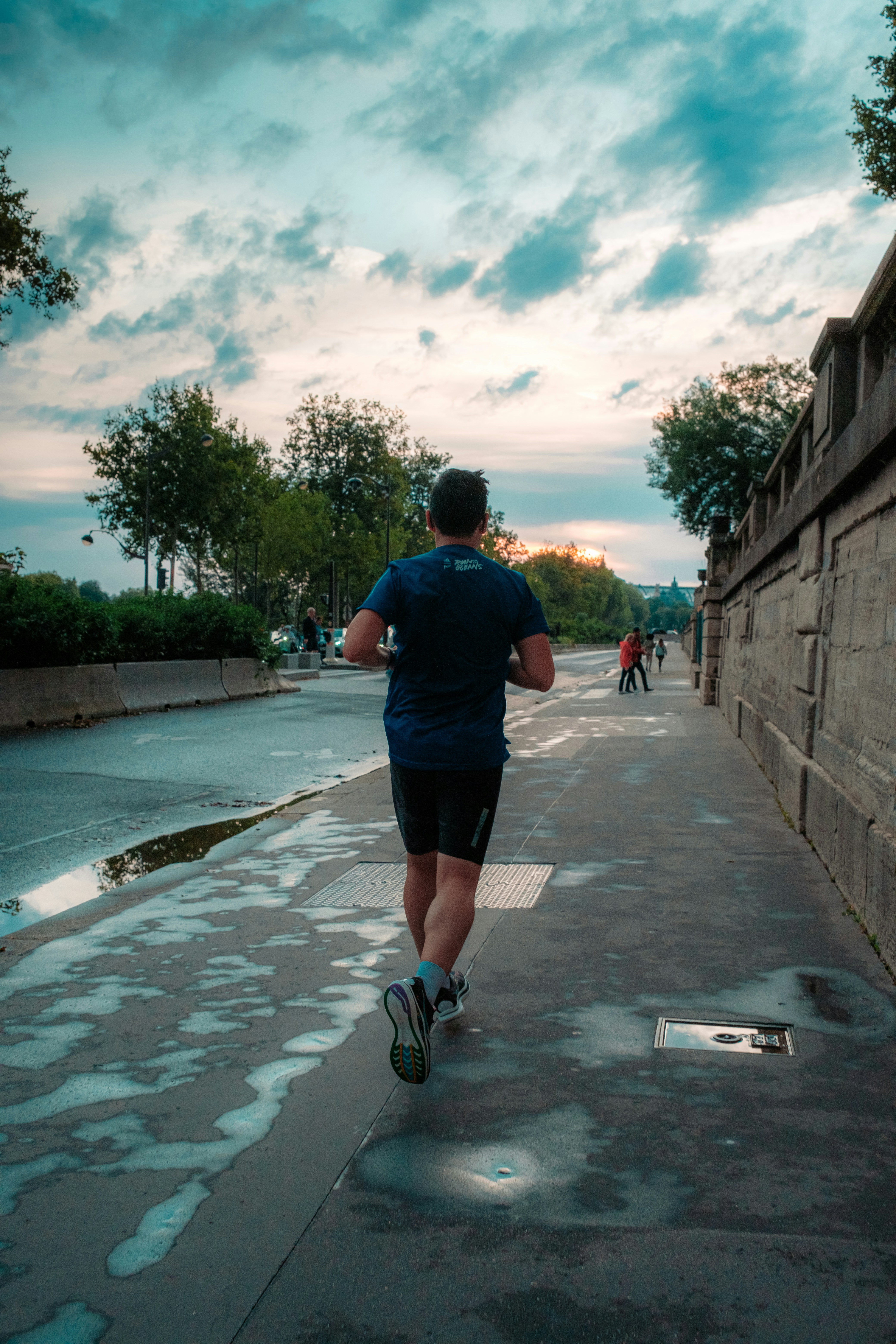 Photo by valentinlacoste