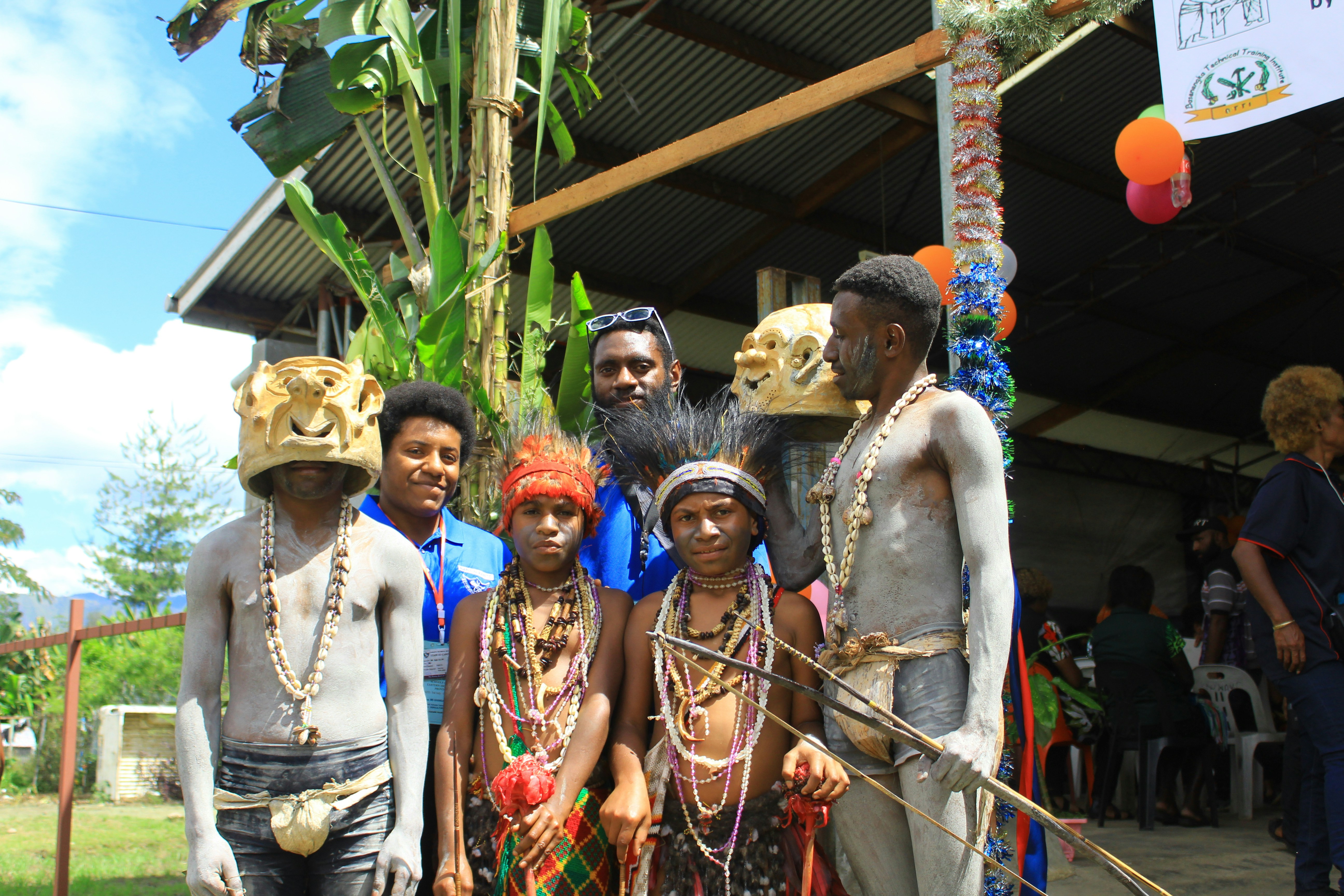 Papuanewguinea Budget Travel Guides