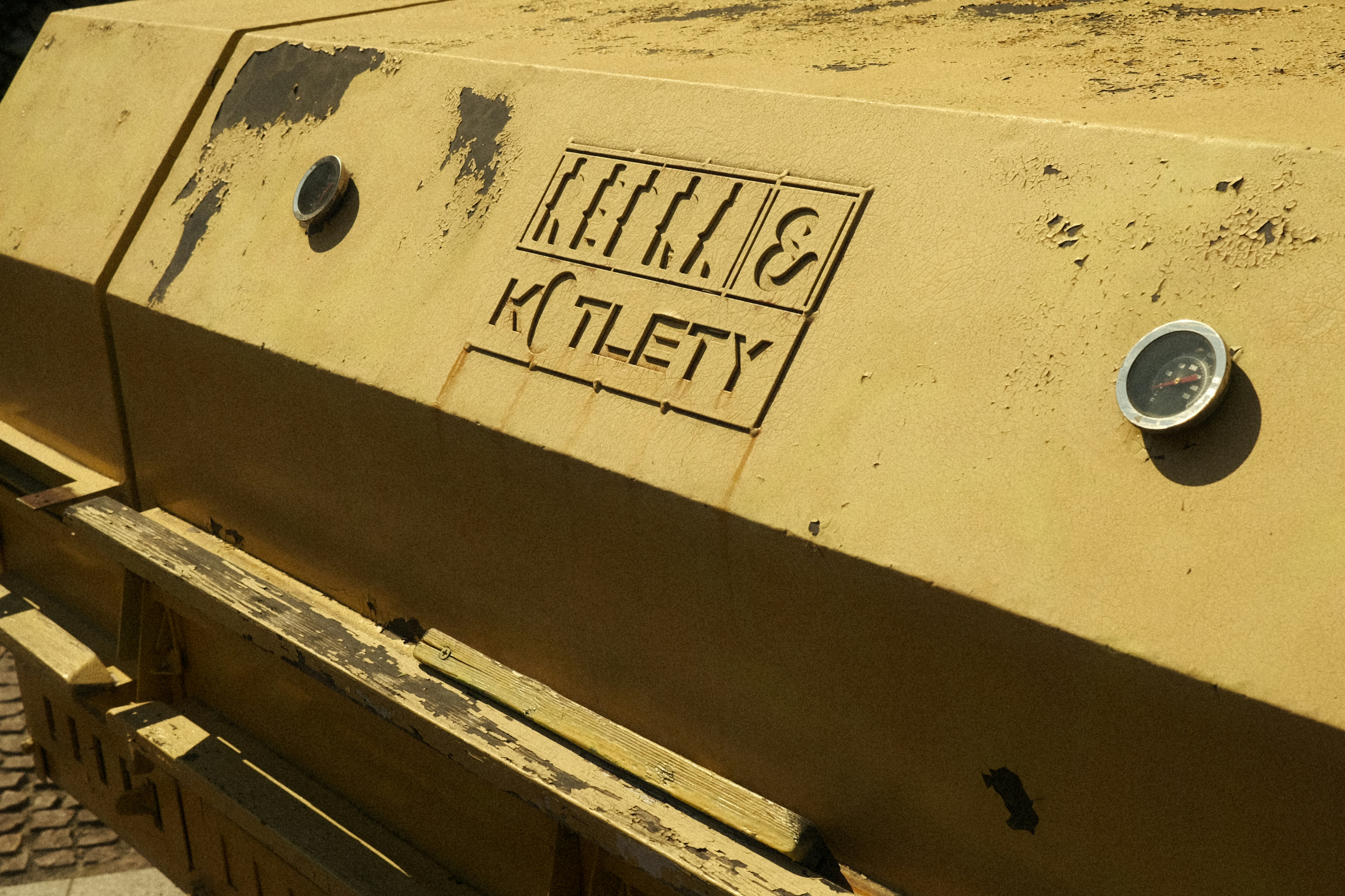 a close up of a large yellow object