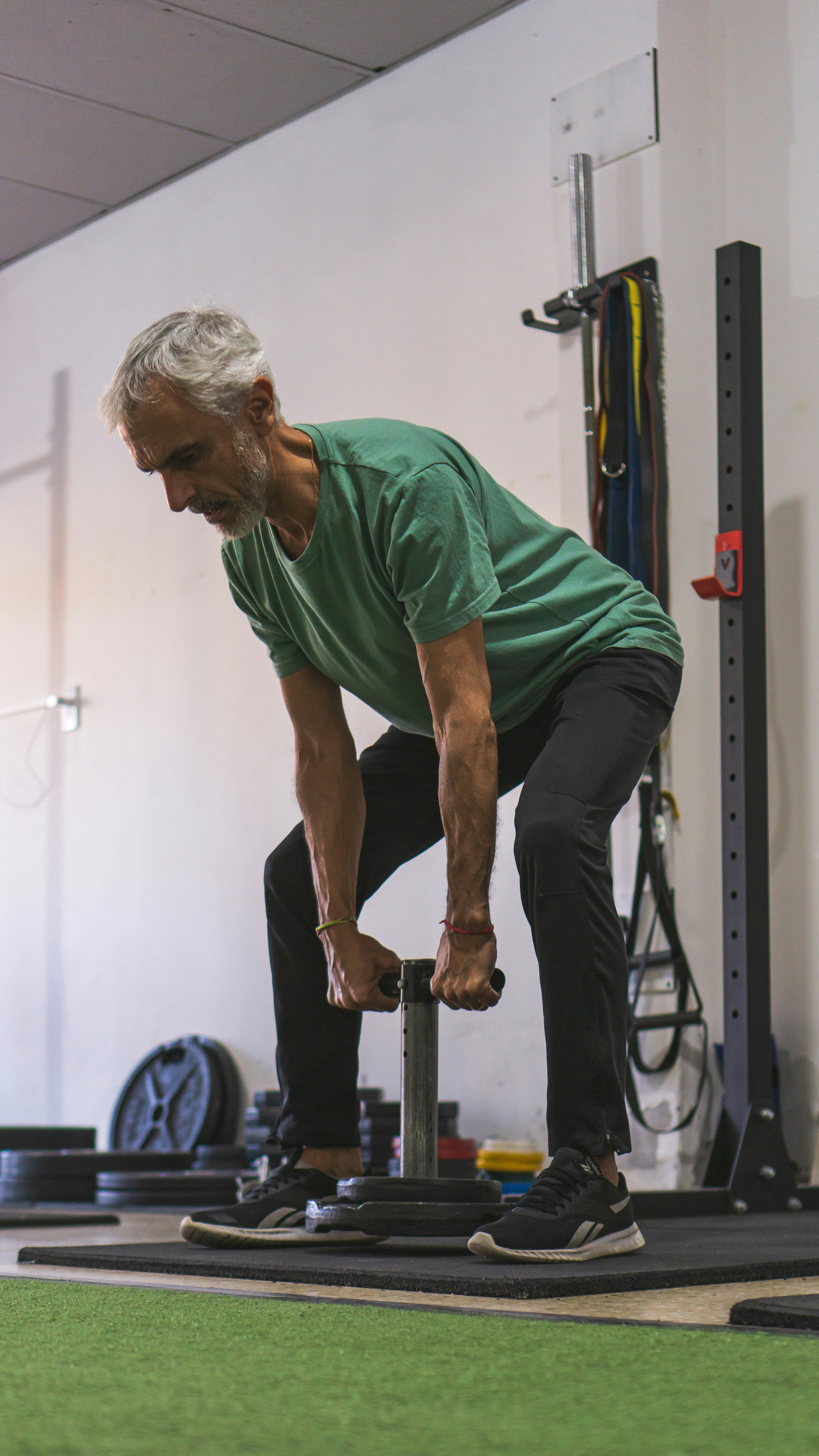 5 Essential Exercises for Back Muscles: A Guide for Beginners and Pros