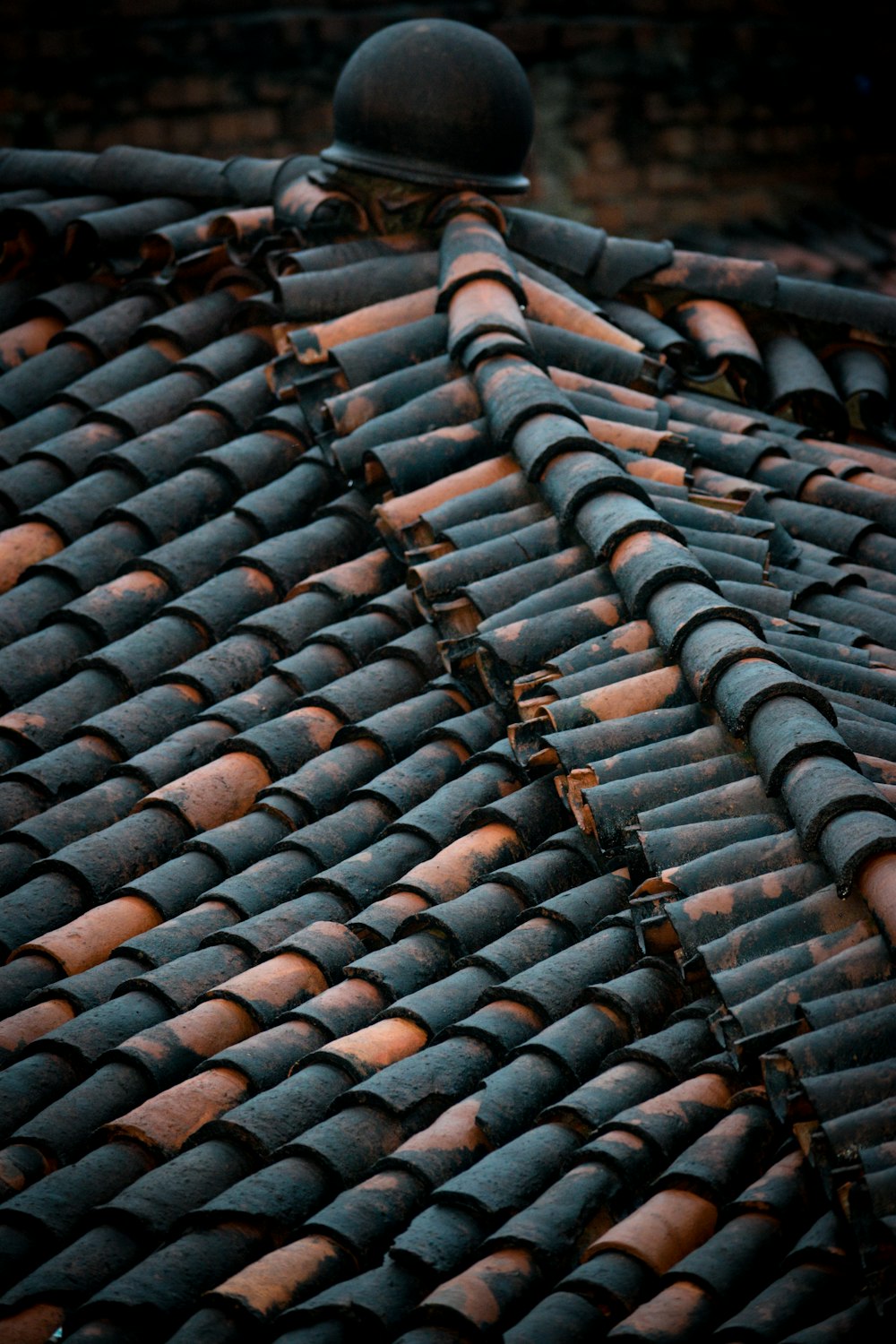 a close up of a roof made of clay tiles