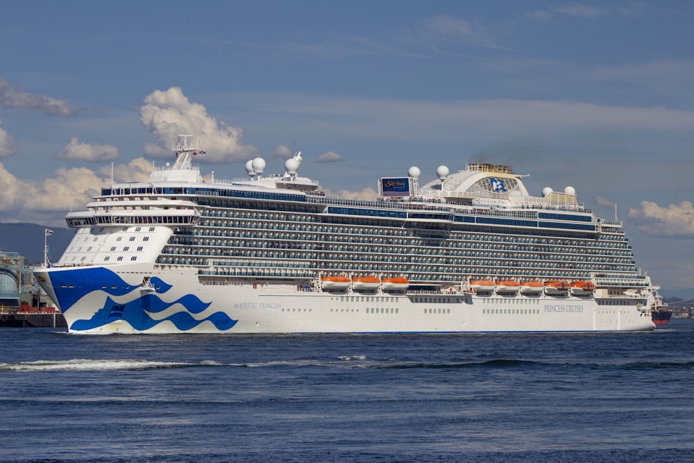 a large cruise ship sailing in the ocean