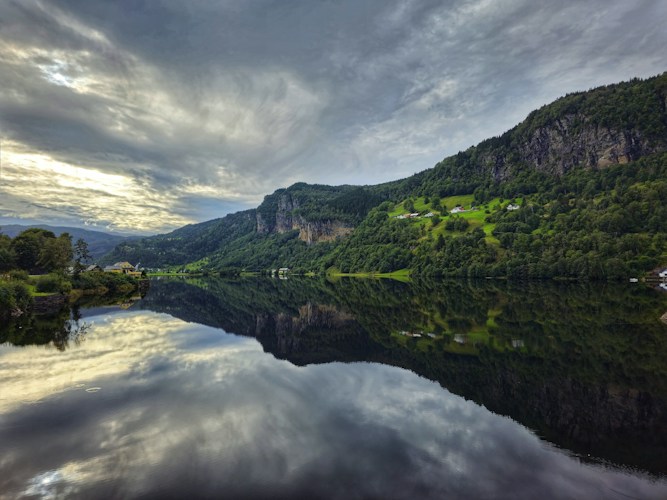 Hardangerfjorden: Norway's Orchard Fjord