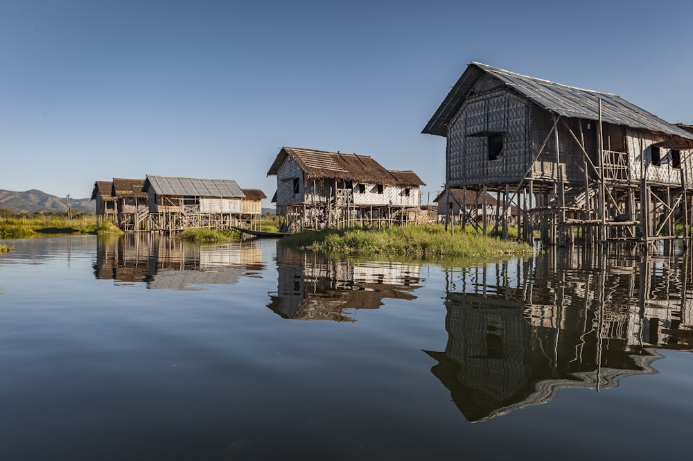 a body of water that has some houses on it