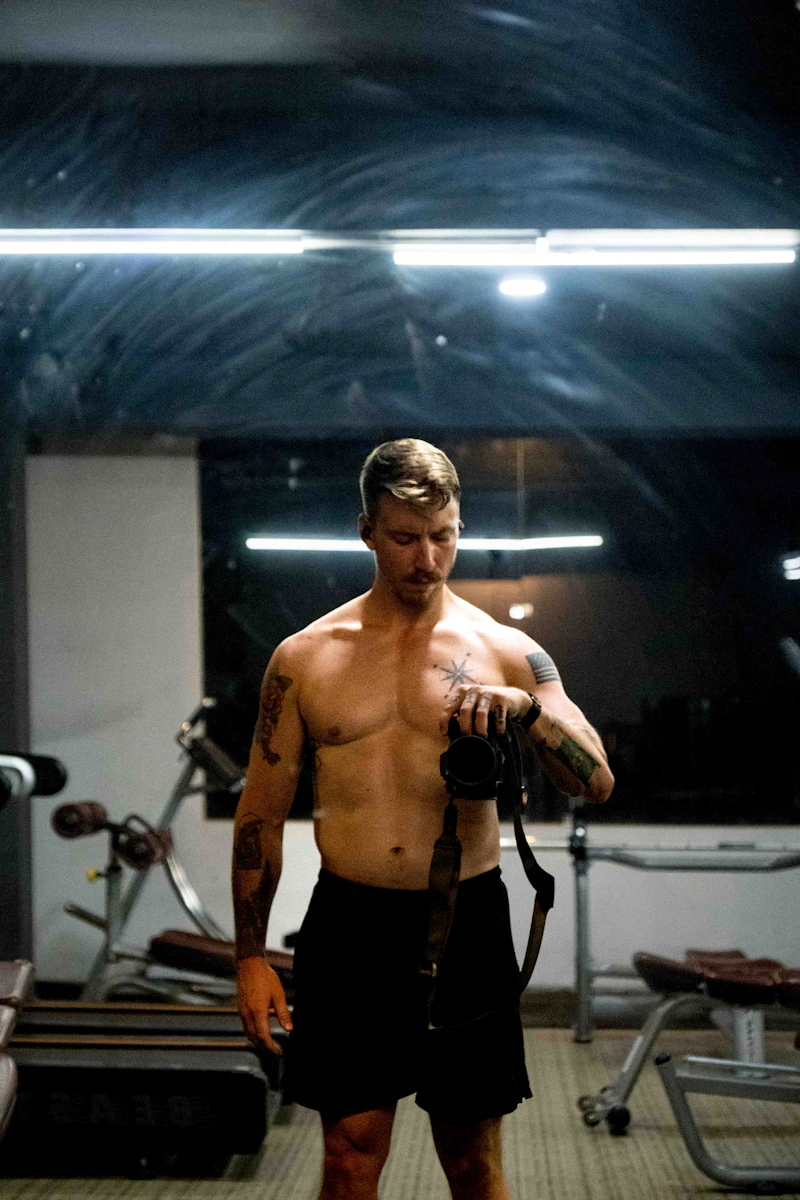 Candid training photo, real gym conditions