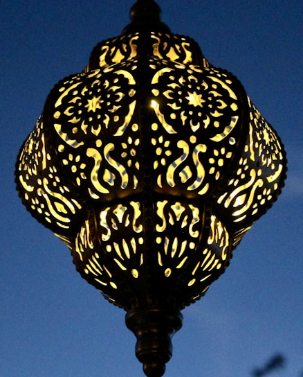 A beautifully crafted kintsugi lamp showcasing intricate gold repairs.