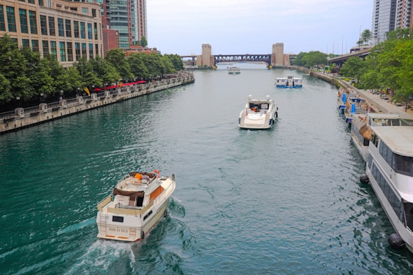 Chicago Riverwalk Architecture Boats